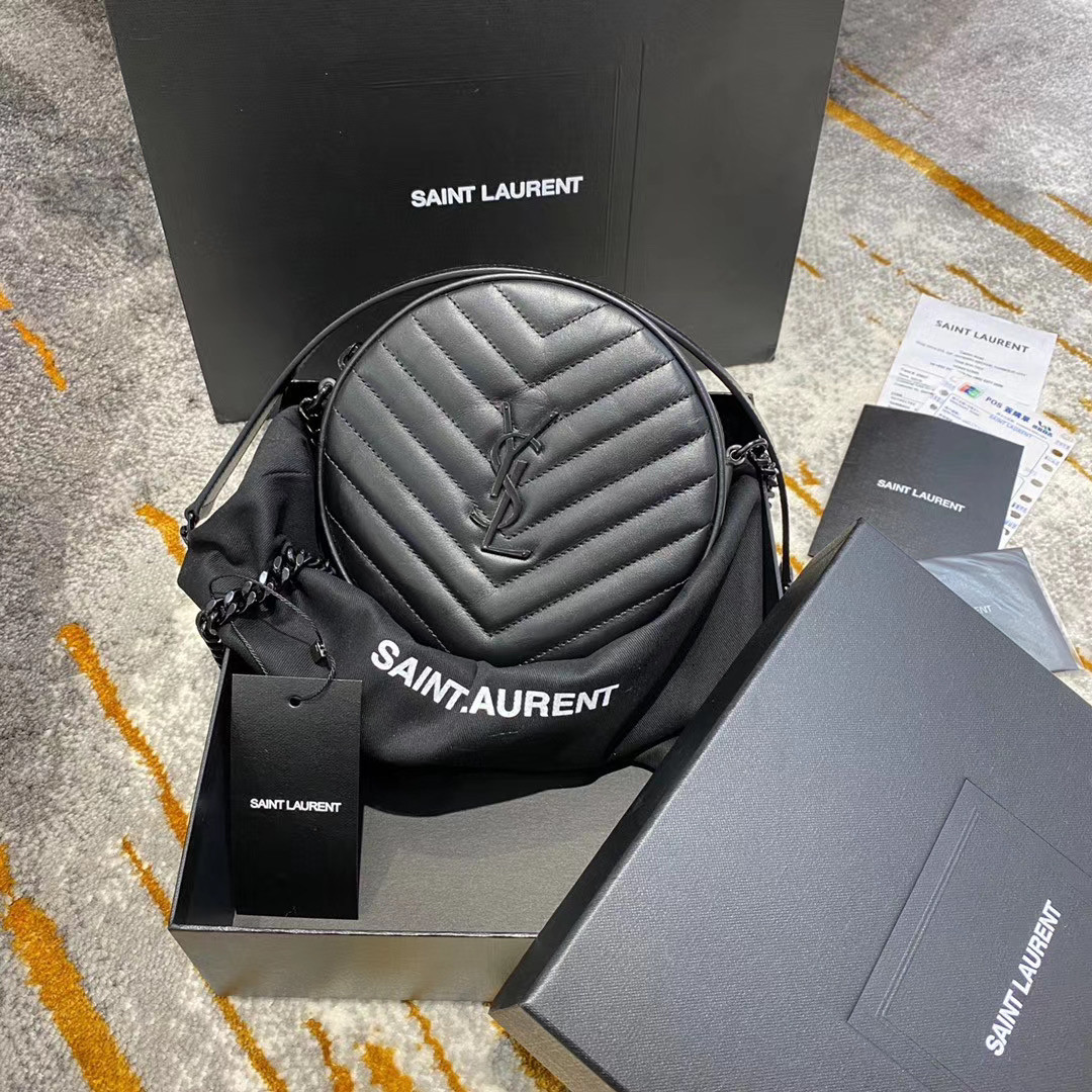 Y*L vinyle round camera bag in chevron-quilted smooth leather