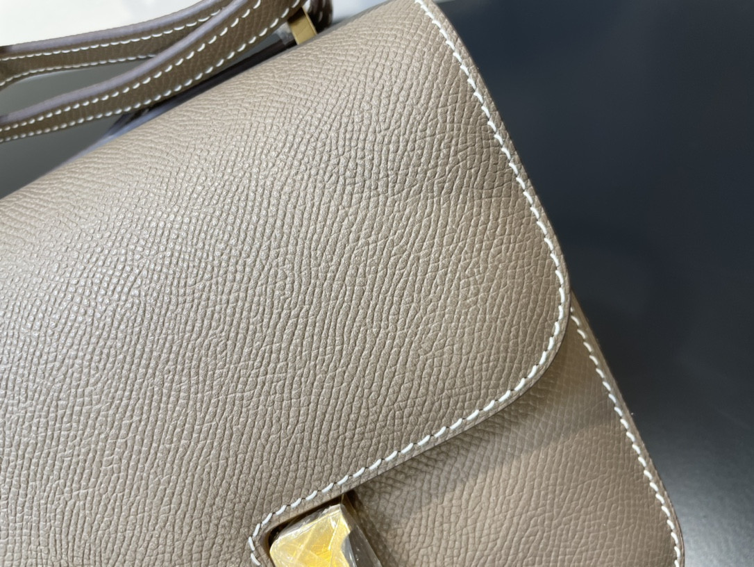 H**mes constance 24 epsom  leather gold hardware 9.4"x5.9"x3"