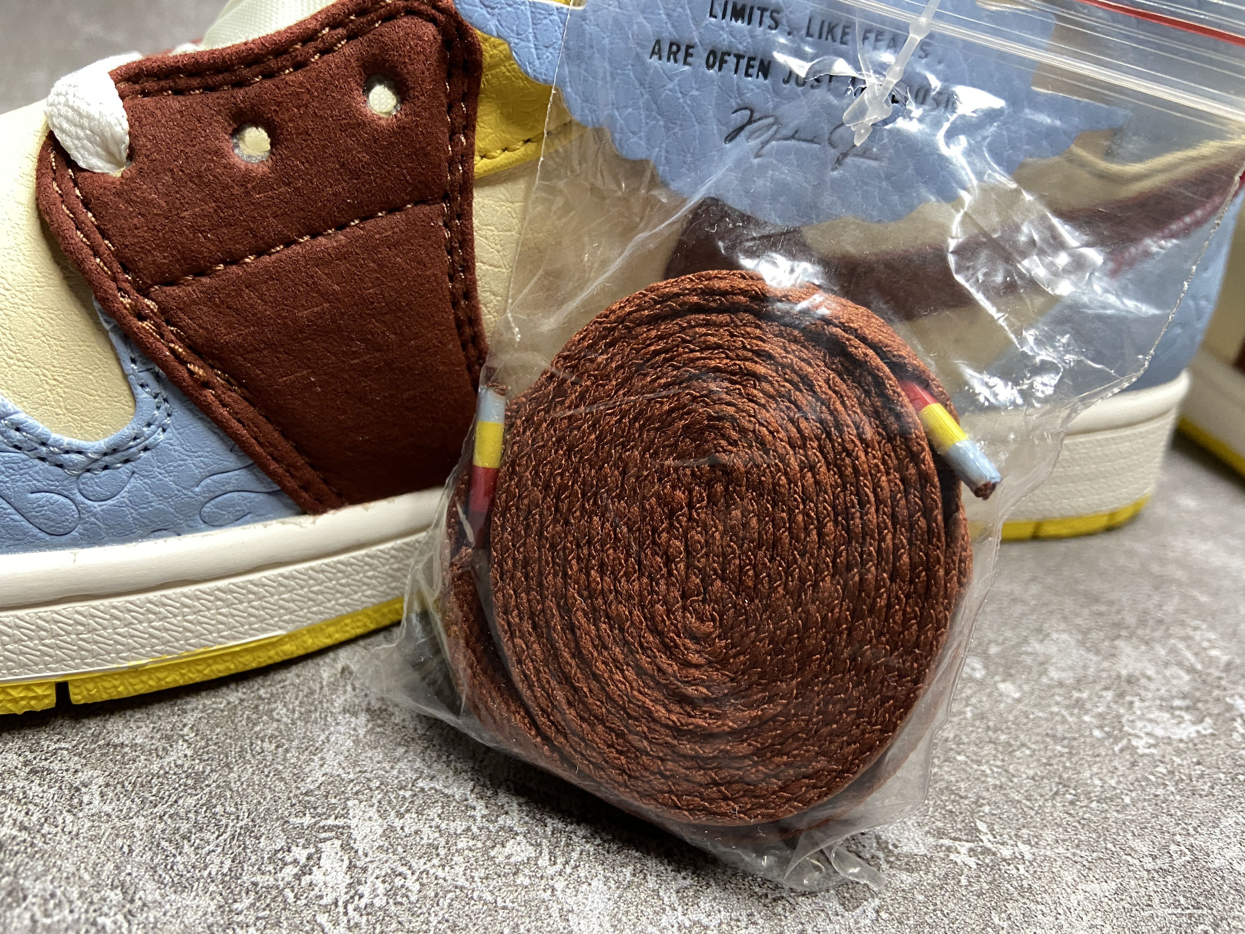 air jordan 1 mid se fearless Ma*s*n chateau rouge