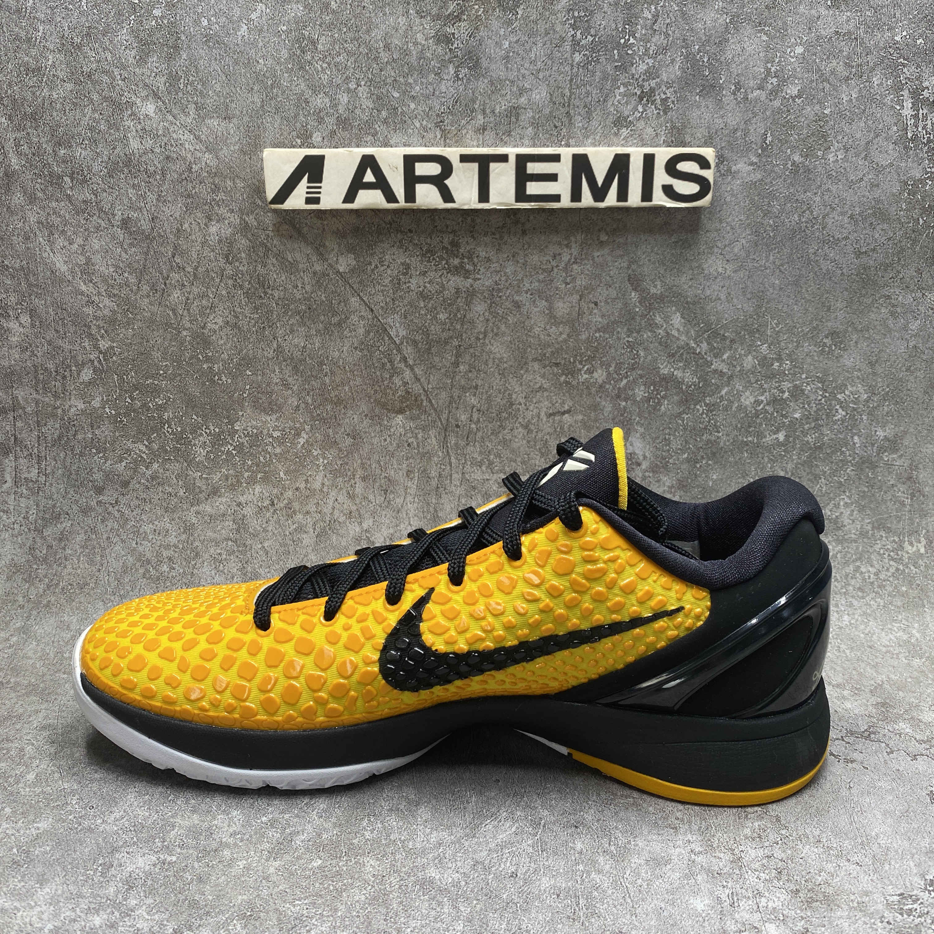UA Nike Kobe 6 Lightbulb