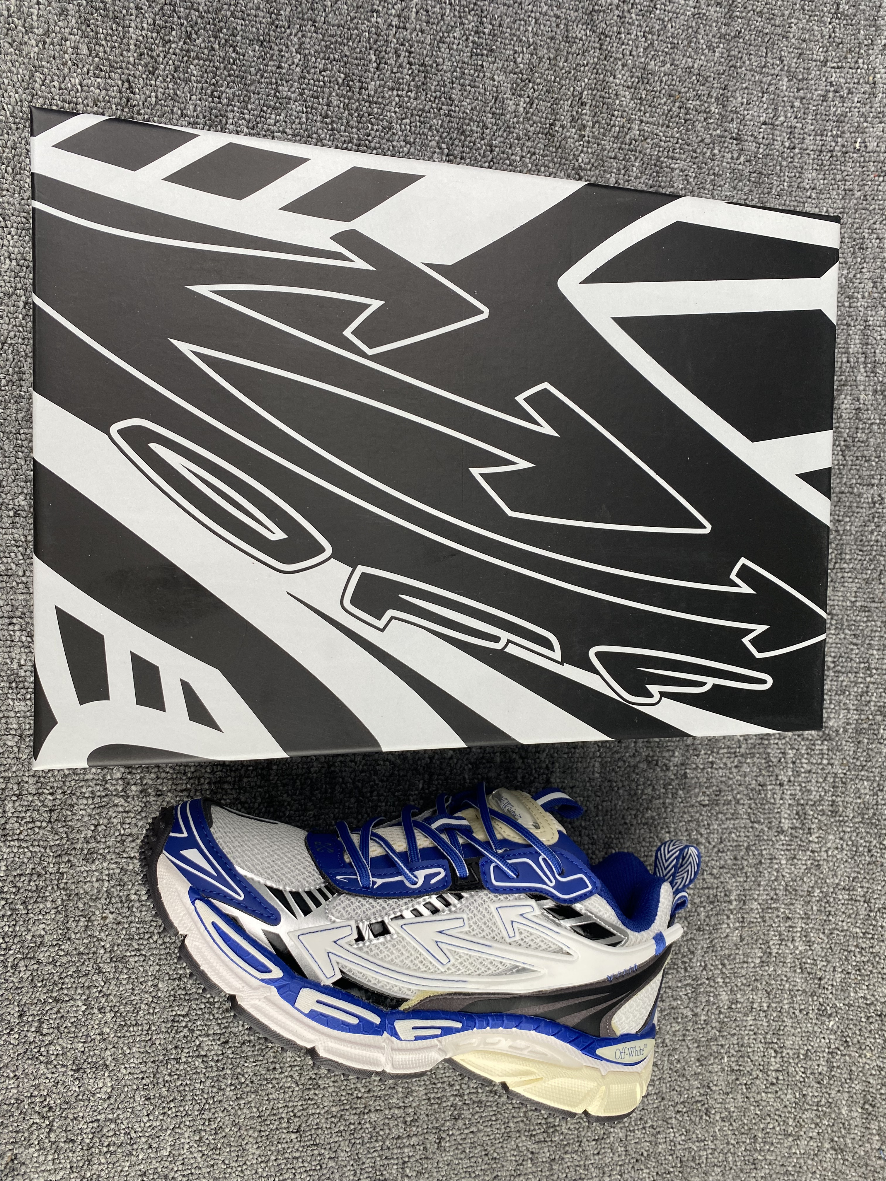 UA Off-White "BE RIGHT BACK"