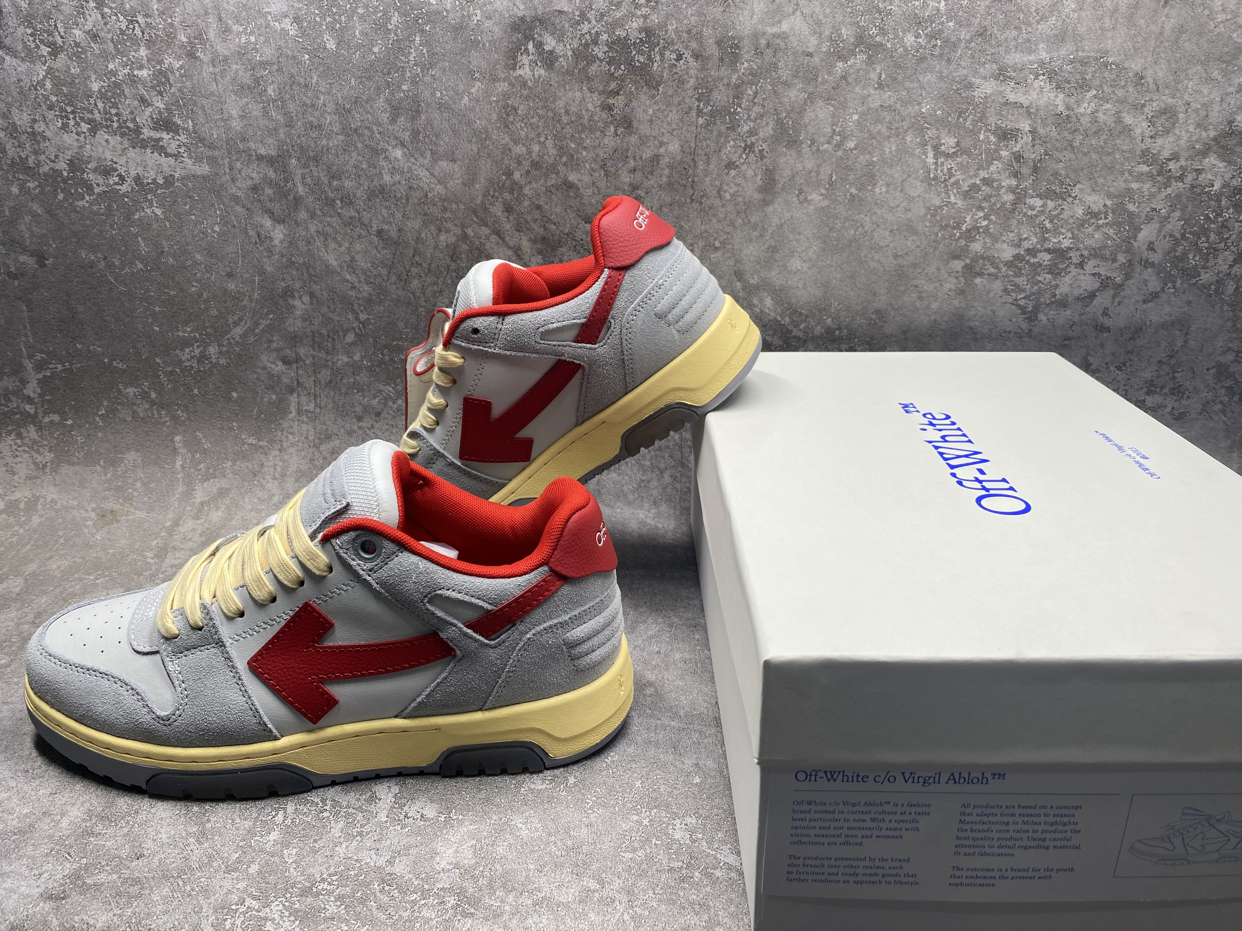 UA OFF-WHITE OUT OF OFFICE LOW