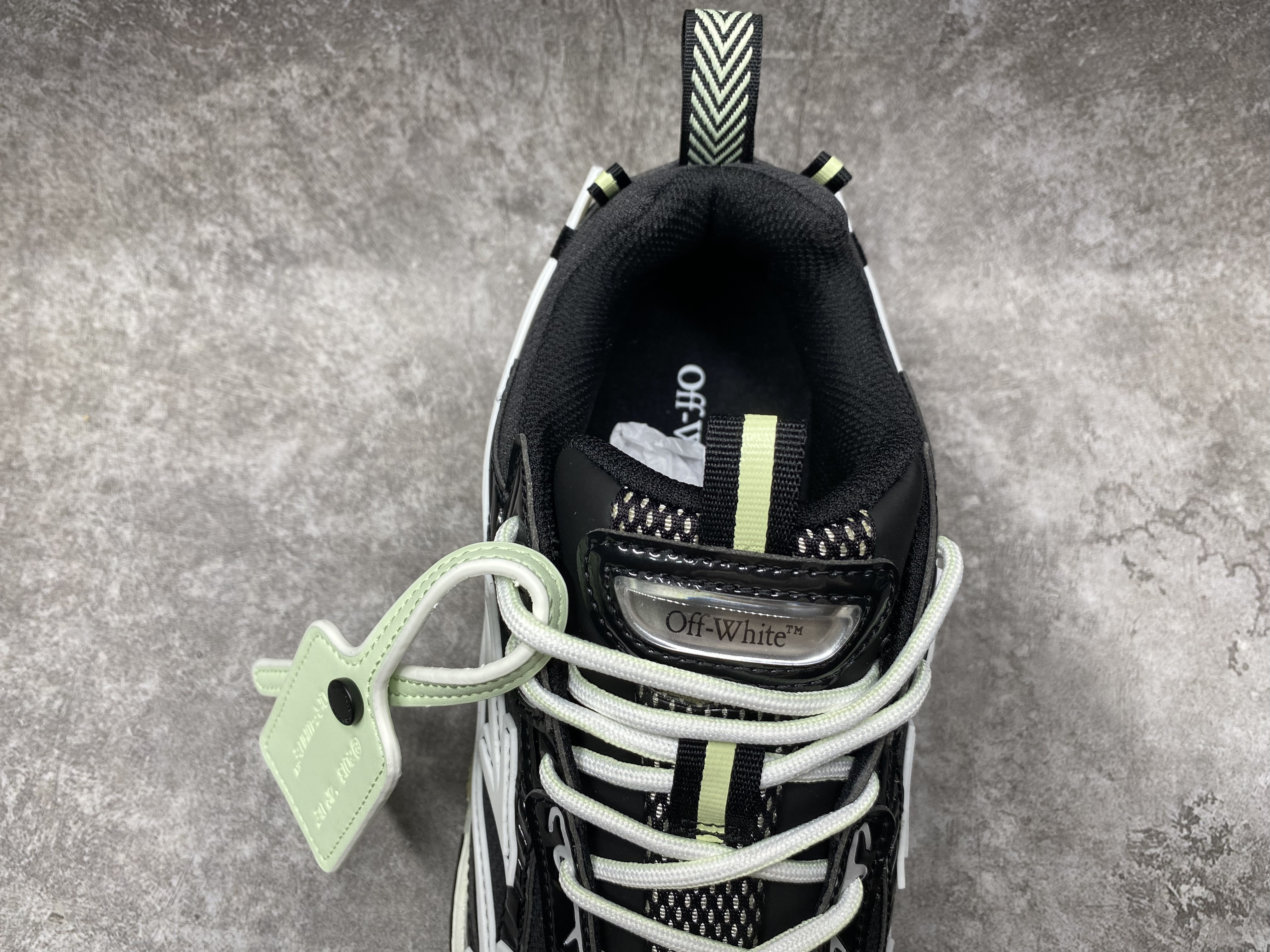 UA Off-White "BE RIGHT BACK"