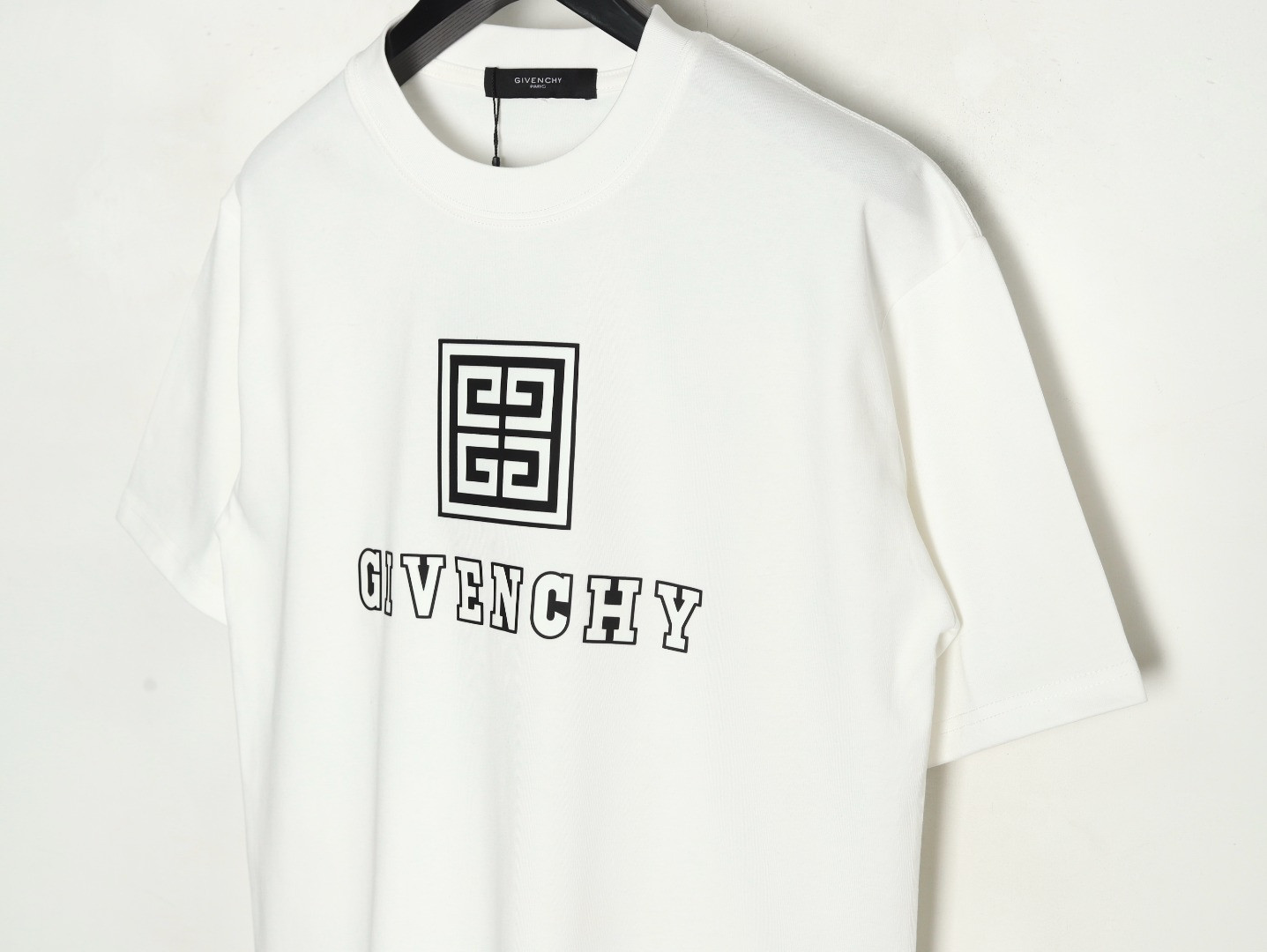 Givenchy 25SS Short-sleeved T-shirt