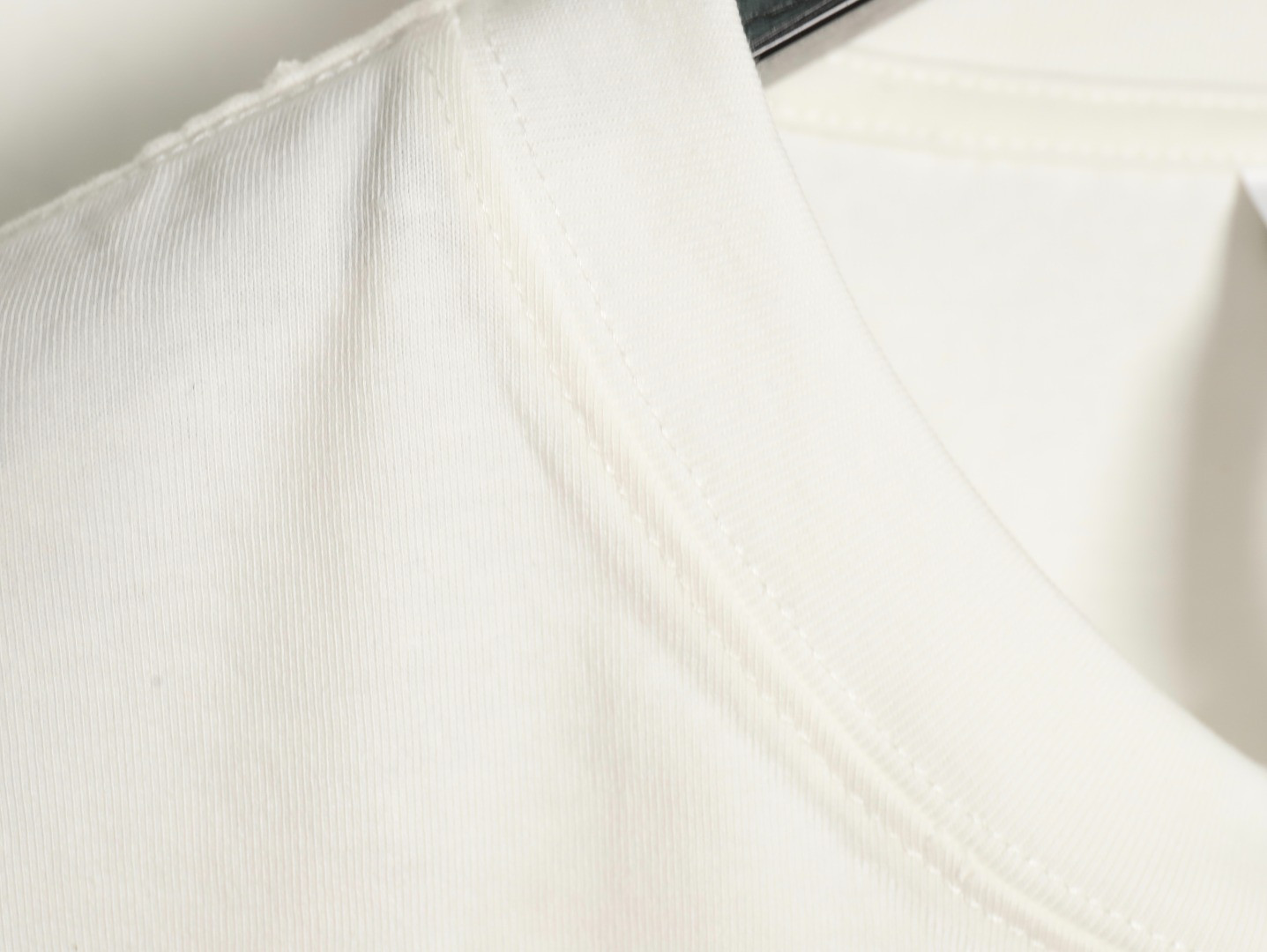 ALO 25SS Short-sleeved T-shirt