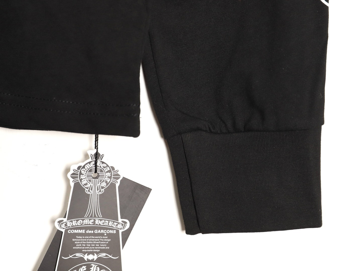 Ch**me He**ts 25fw long-sleeved t-shirt