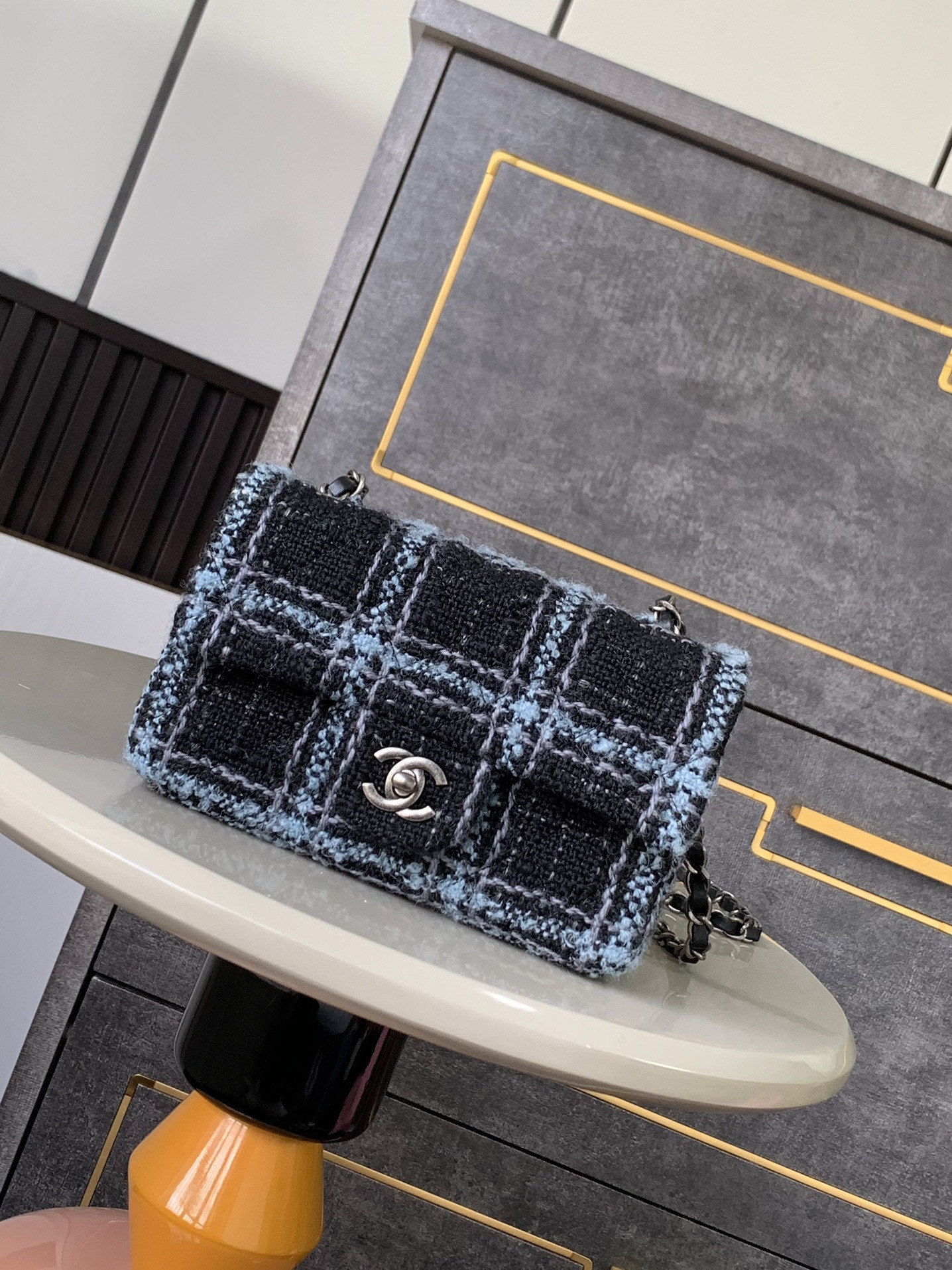 Ch*el classic flap bag 20cm