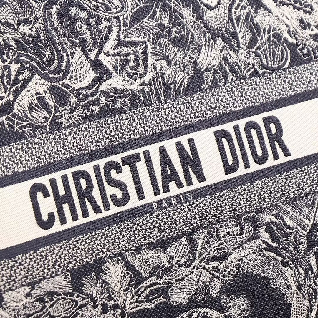 D*or book tote 42x18x35cm