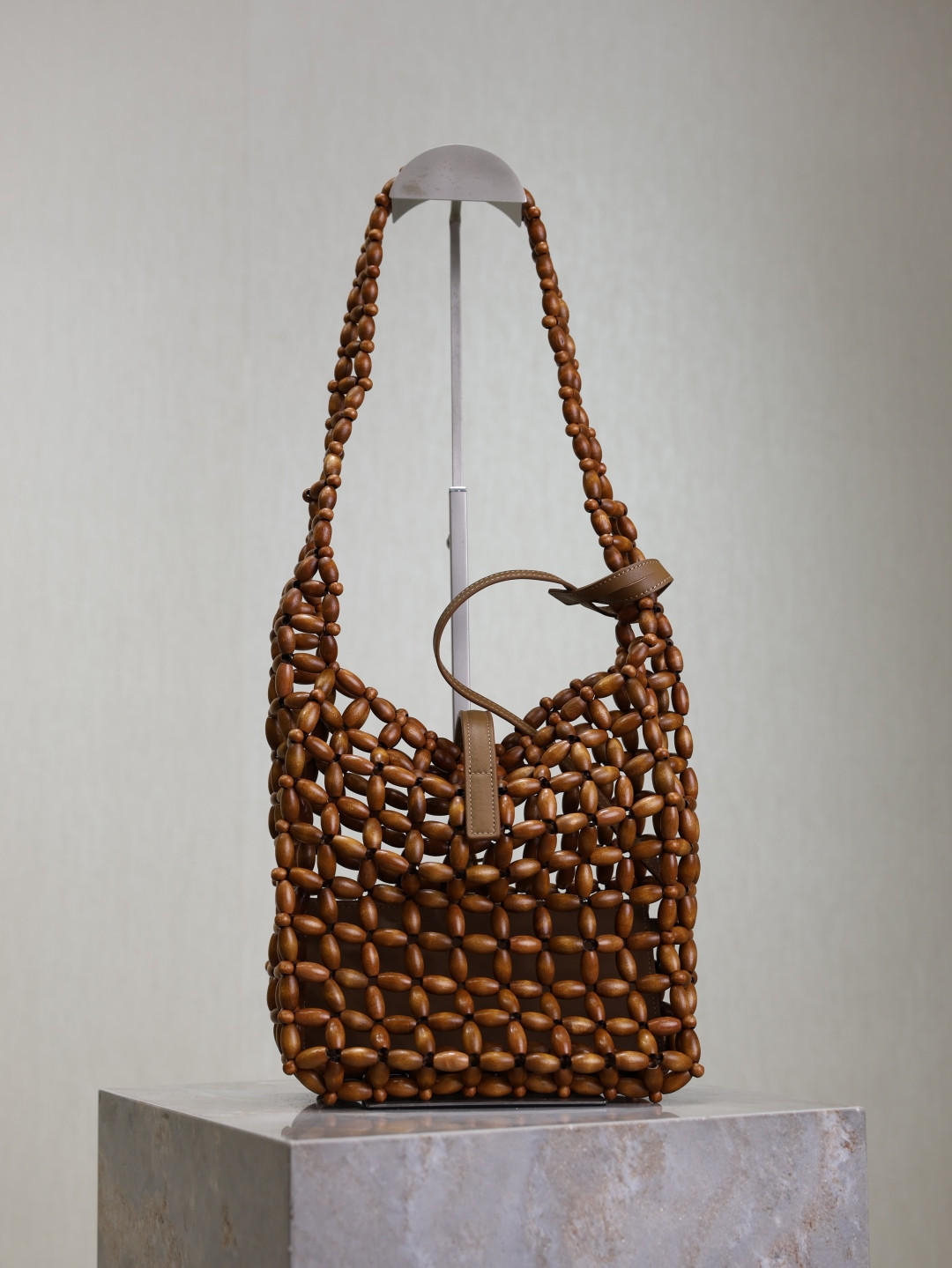 Y*L le 5 à 7 wood beads 23x22x8.5cm