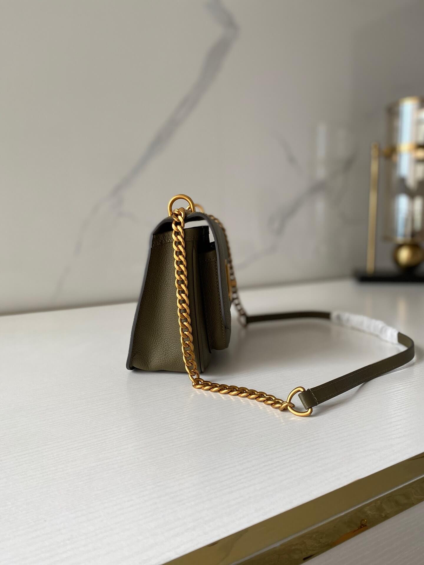 LOCKME CHAIN PM M57067