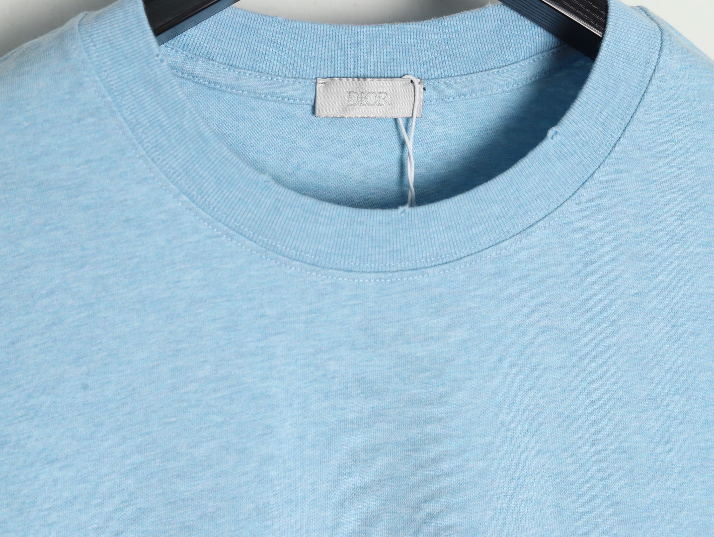 D*or short-sleeved t-shirt