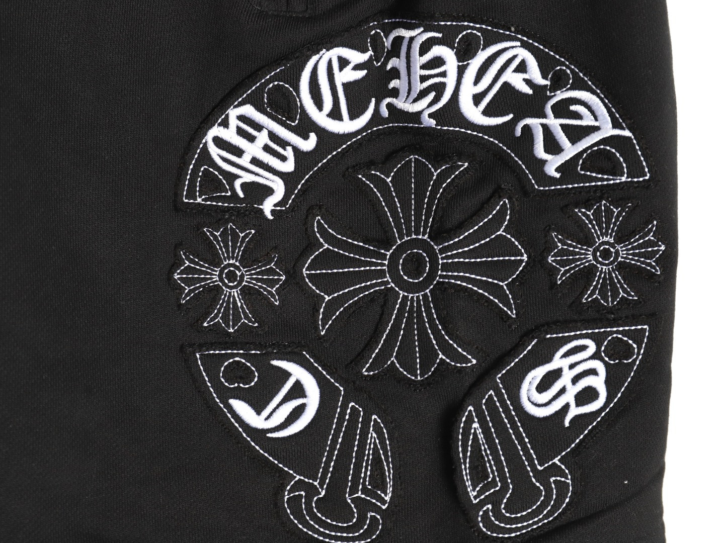 Ch**me He**ts 24ss shorts