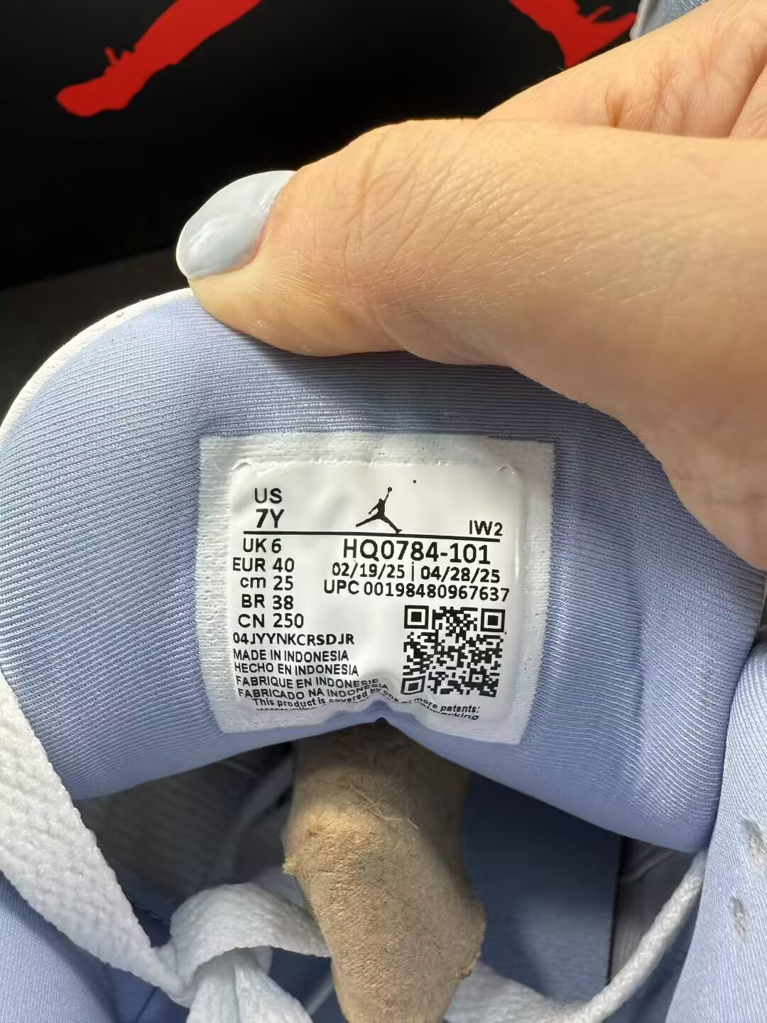 UA AIR JORDAN 3 Retro