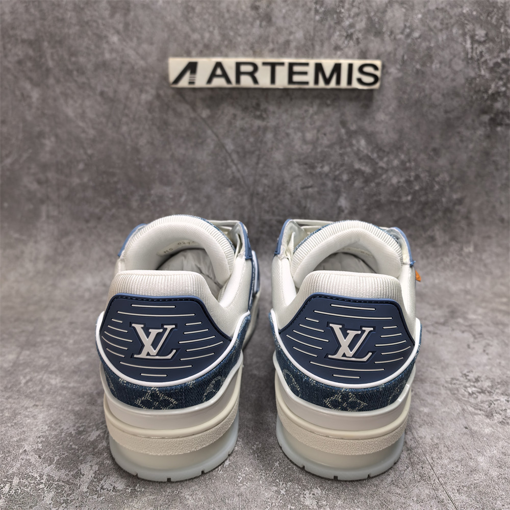 UA LV Trainer Sneaker