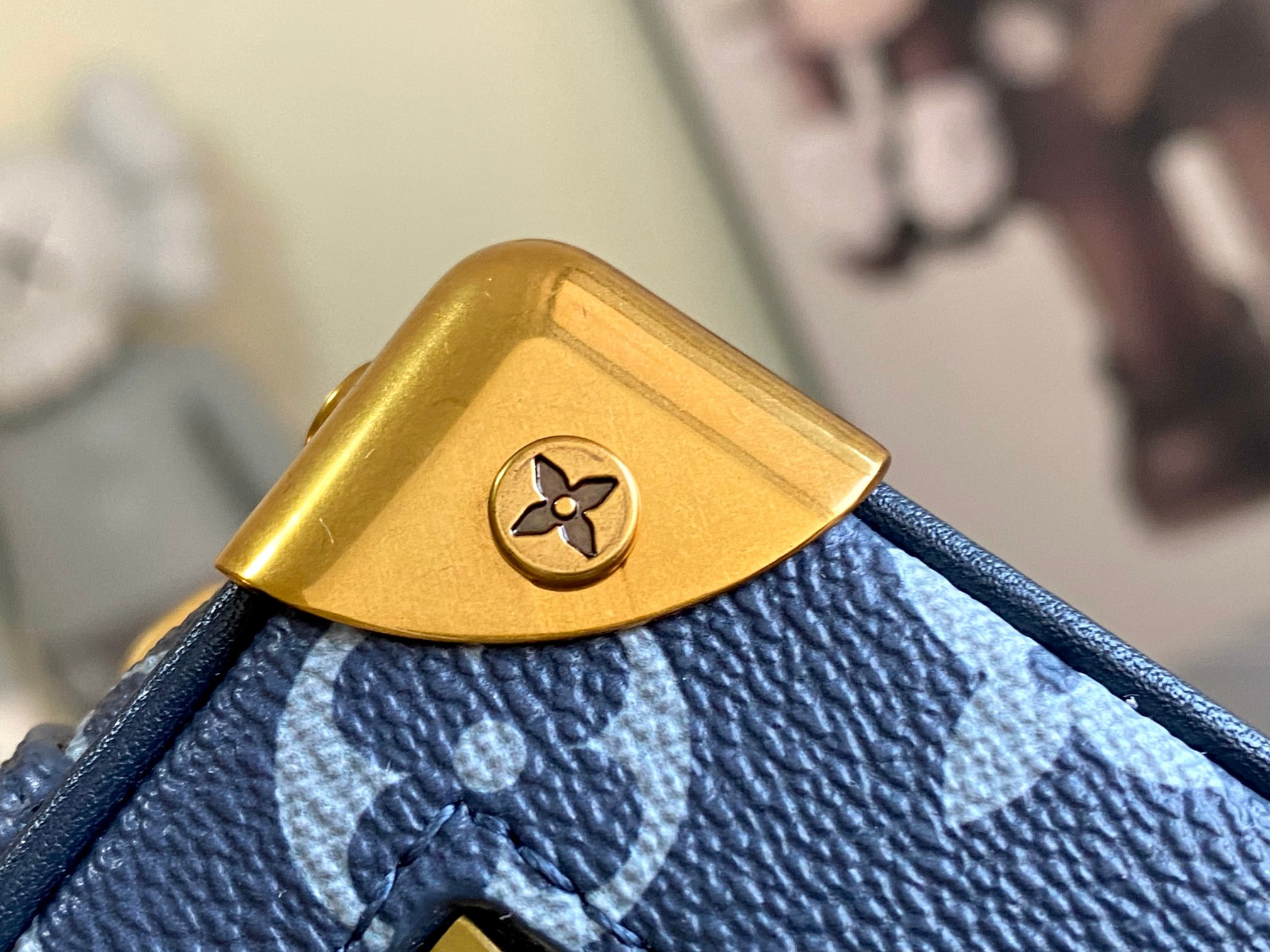 LV Mini Soft Trunk M23731 18.5x13x8cm