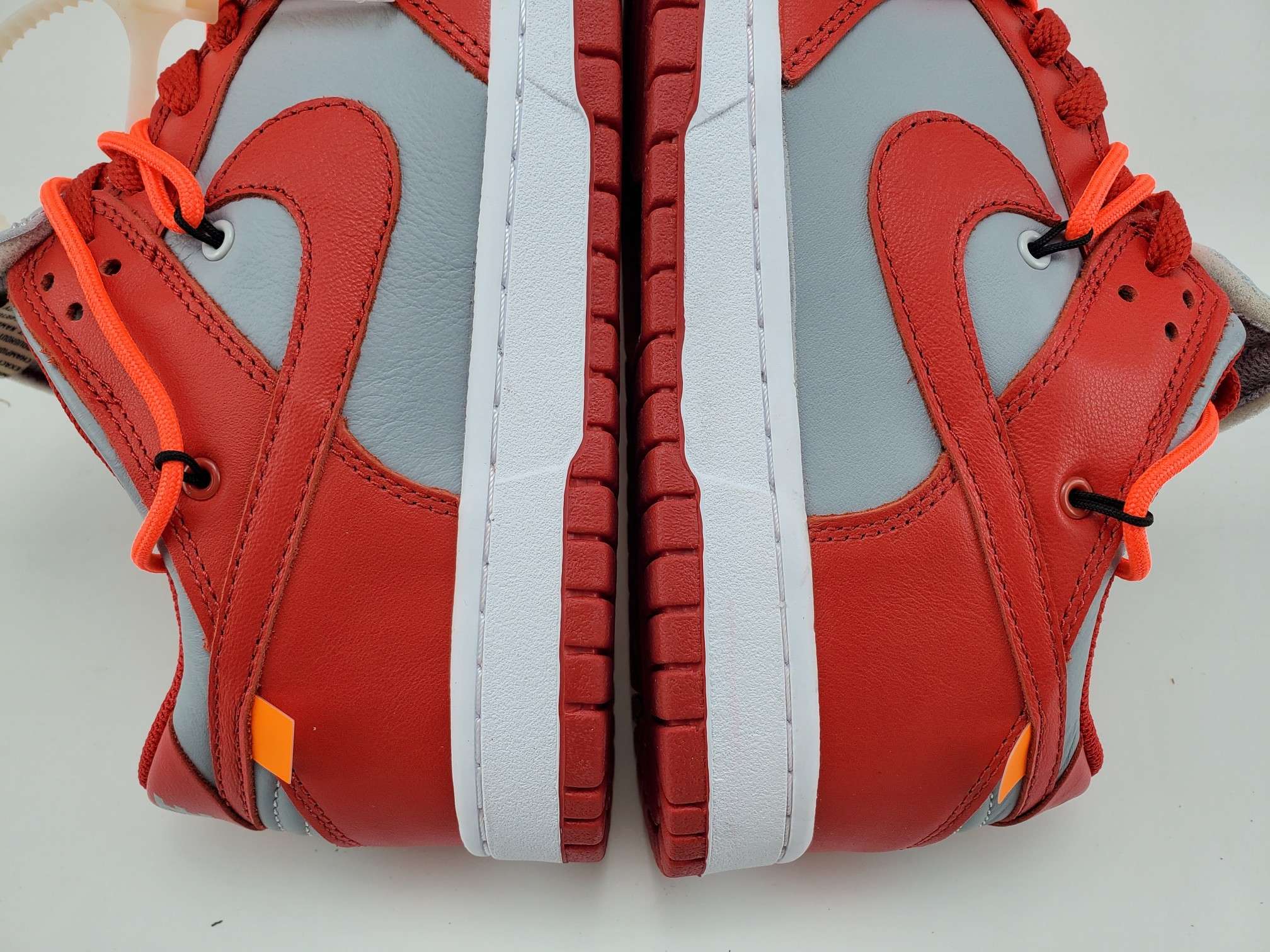 Nike Dunk Low Off-White University Red