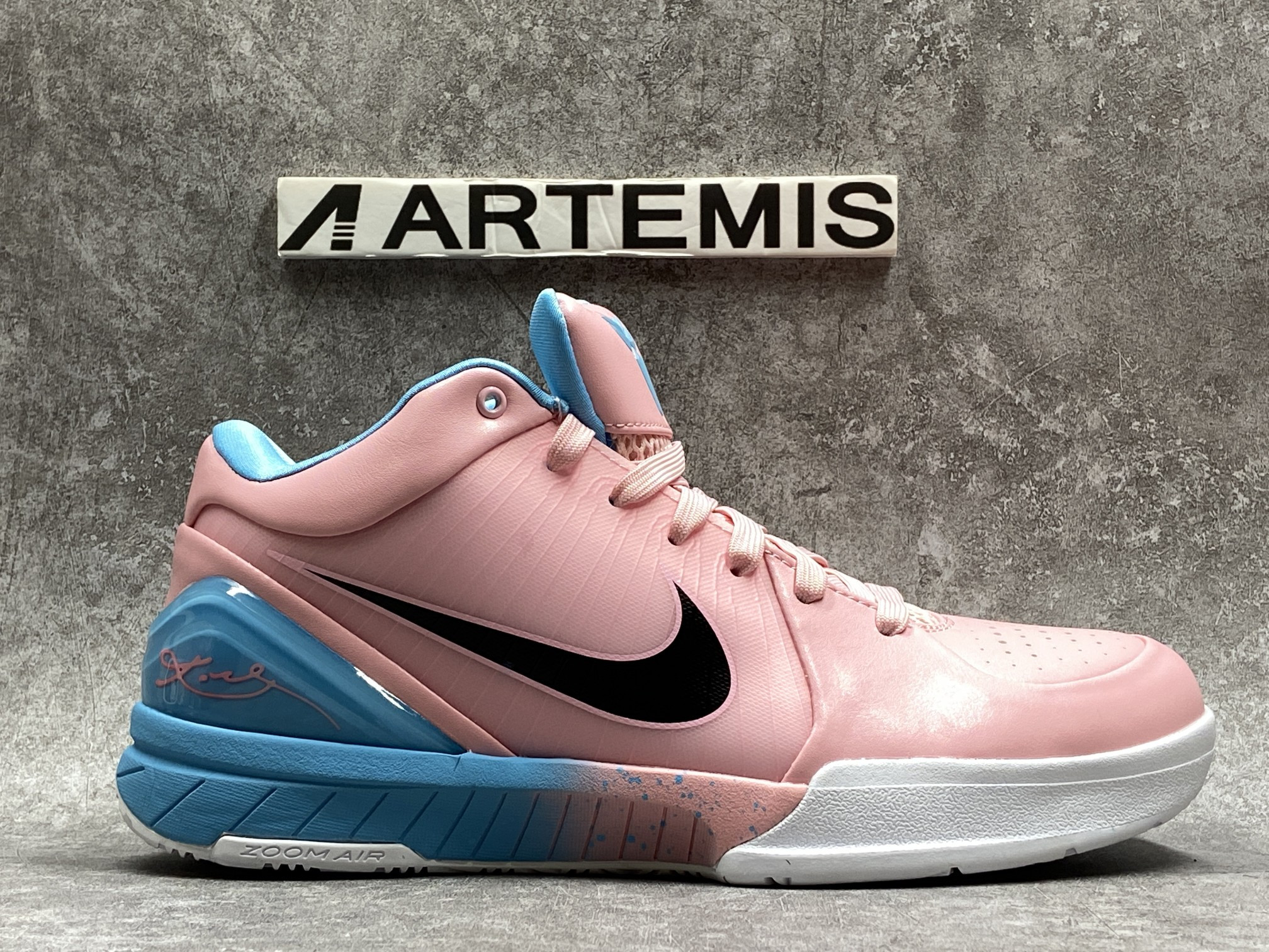 Nike Zoom Kobe 4 Protro Pink