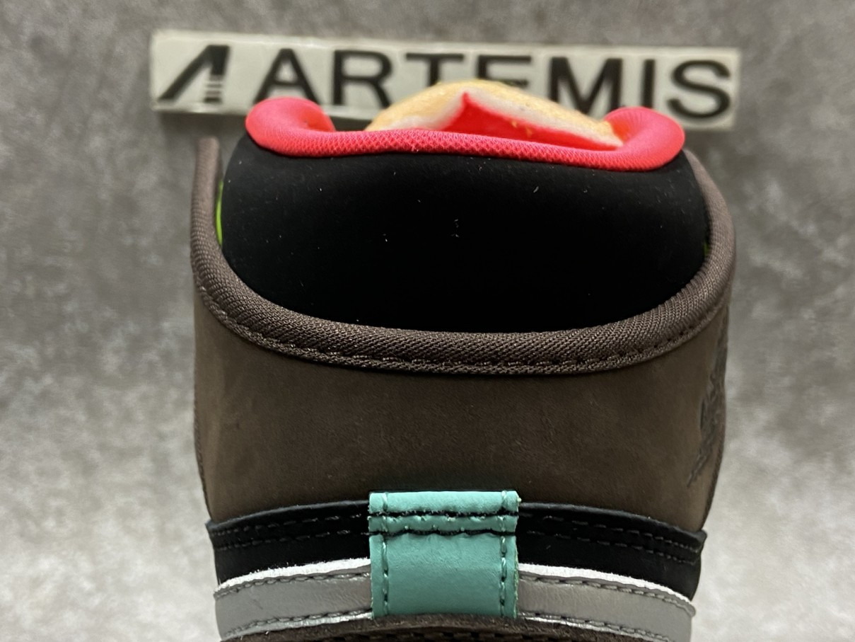 Air Jordan 1 Retro High Bio Hack