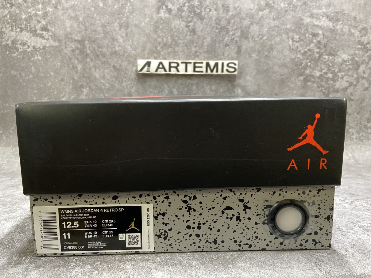 Air Jordan 4 X Off White Bred