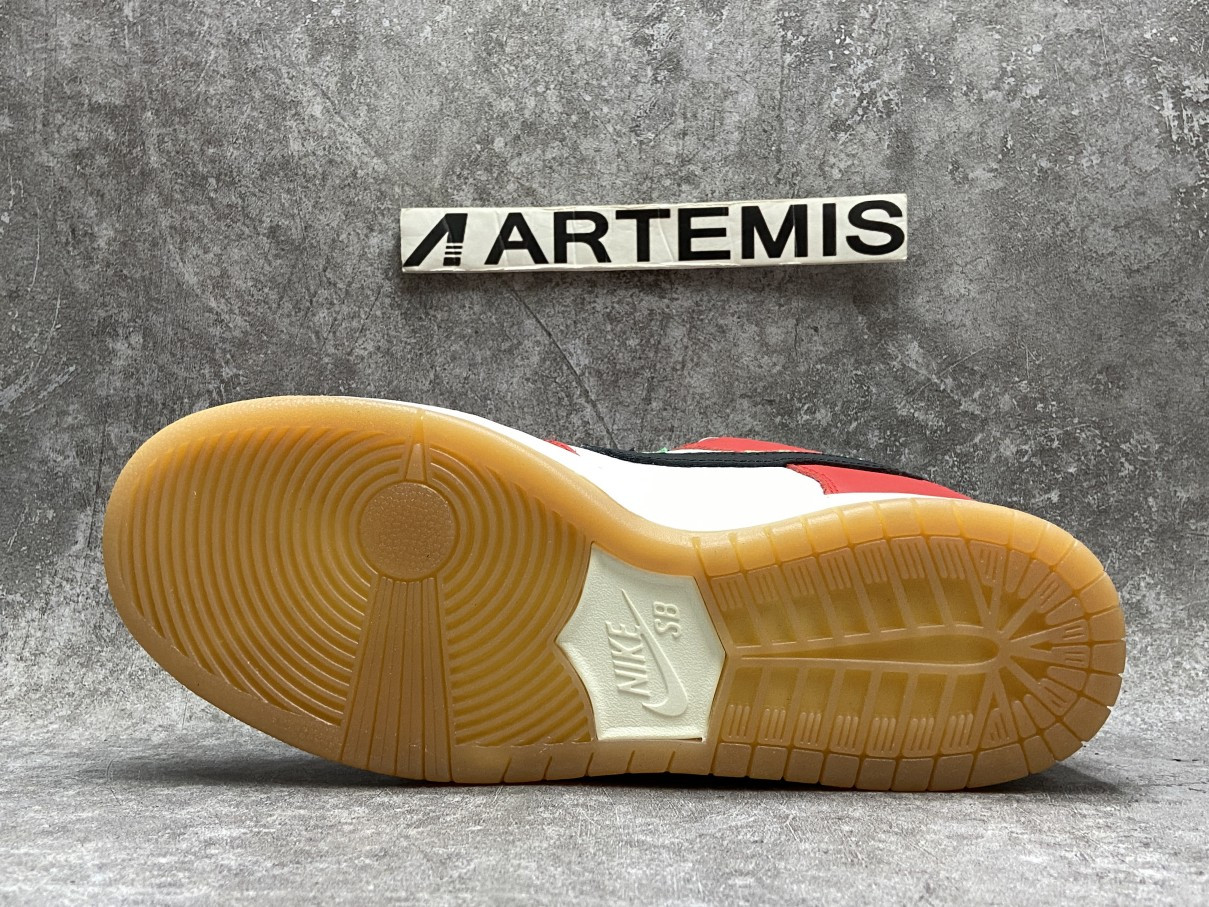 Nike Dunk Low SB x Frame Skate