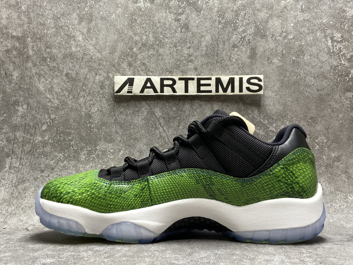 Air Jordan 11 Retro Low Green Snakeskin