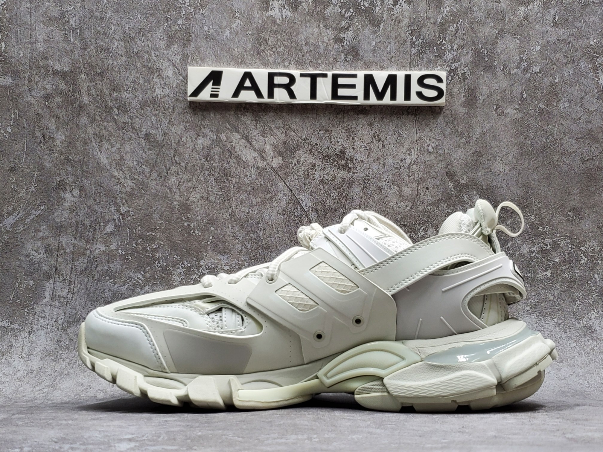 Balenciga Track White(No Led)