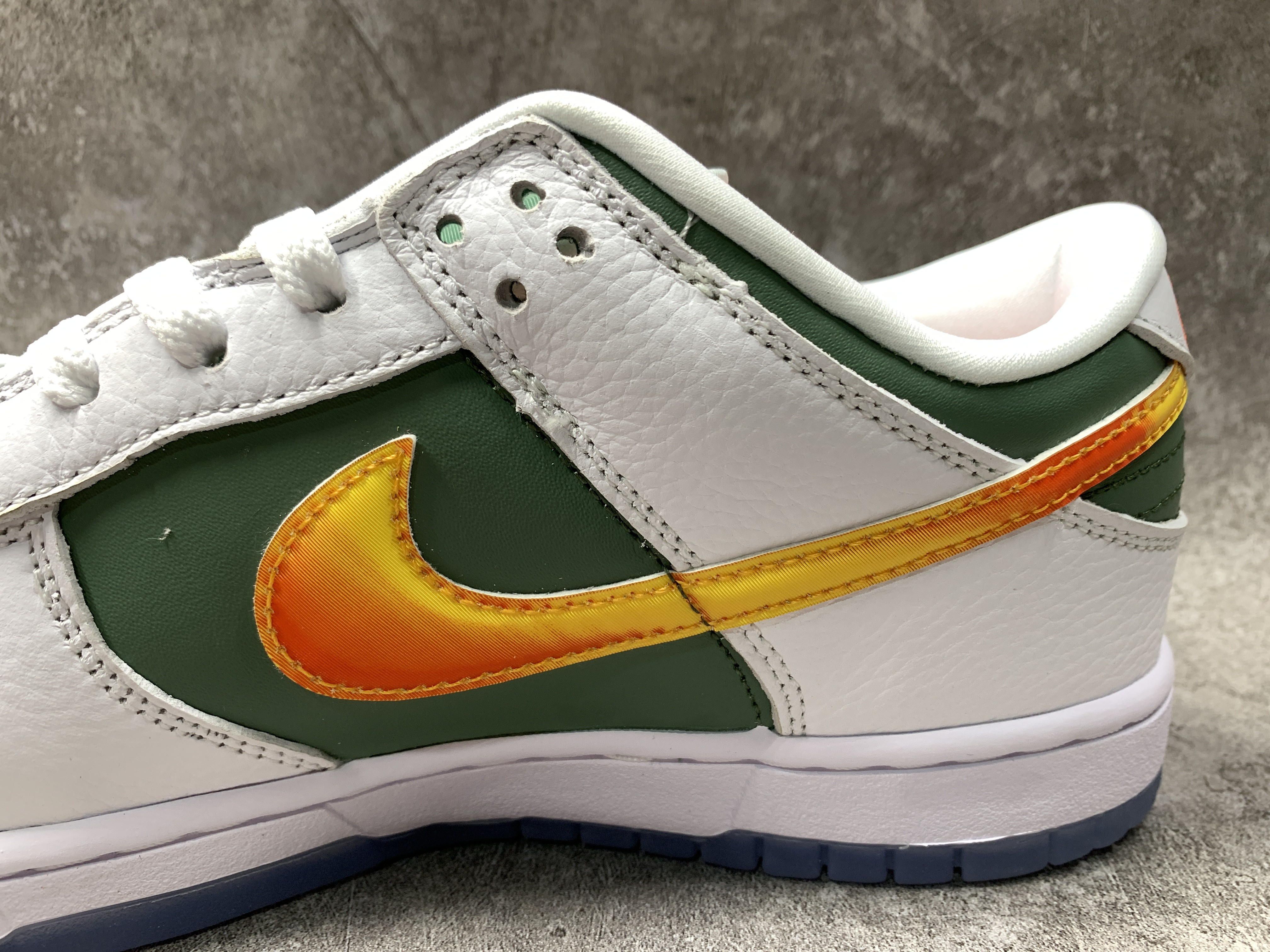 Nike Dunk Low NY vs. NY