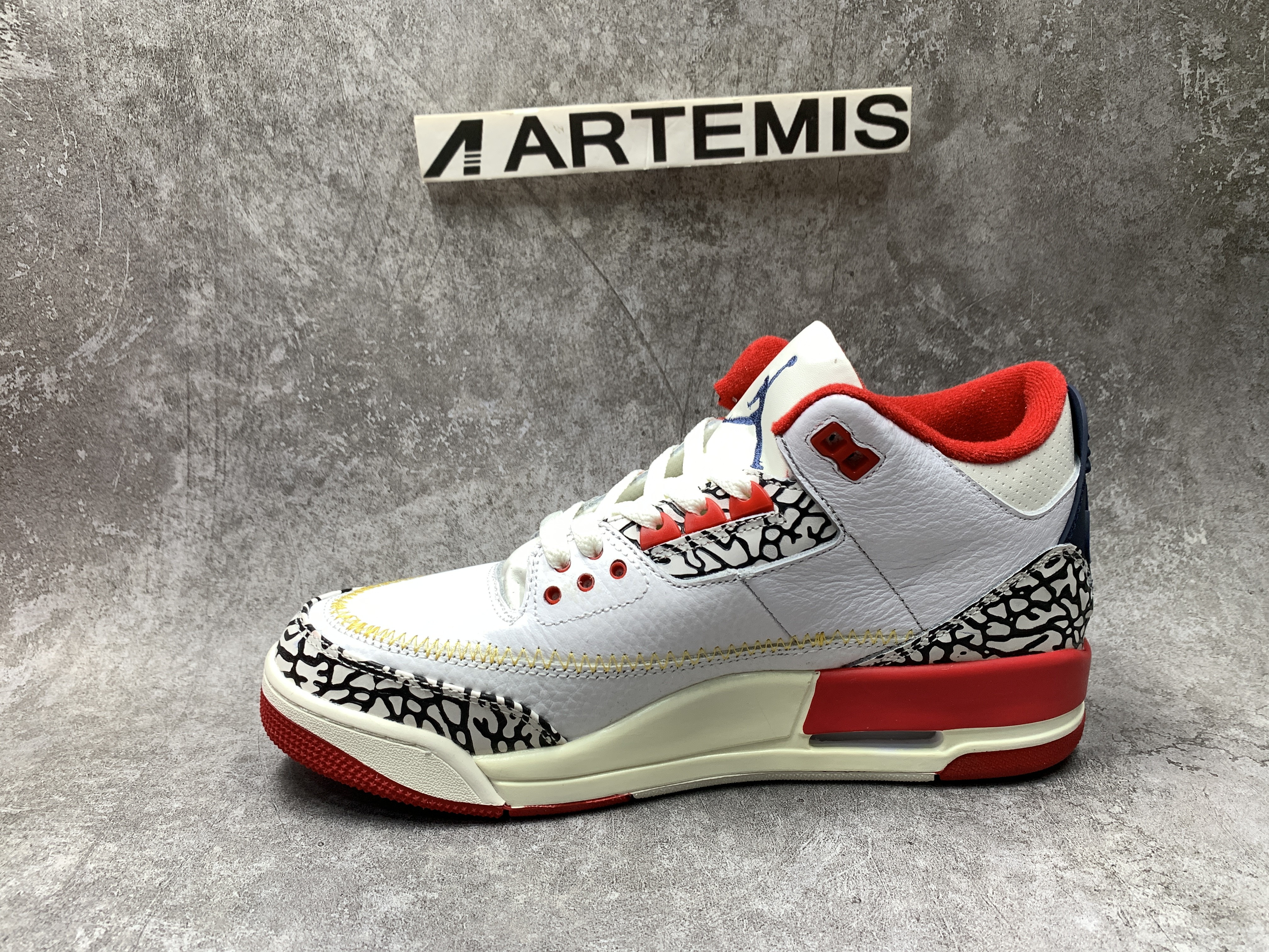 Air Jordan 3 Retro Black Red