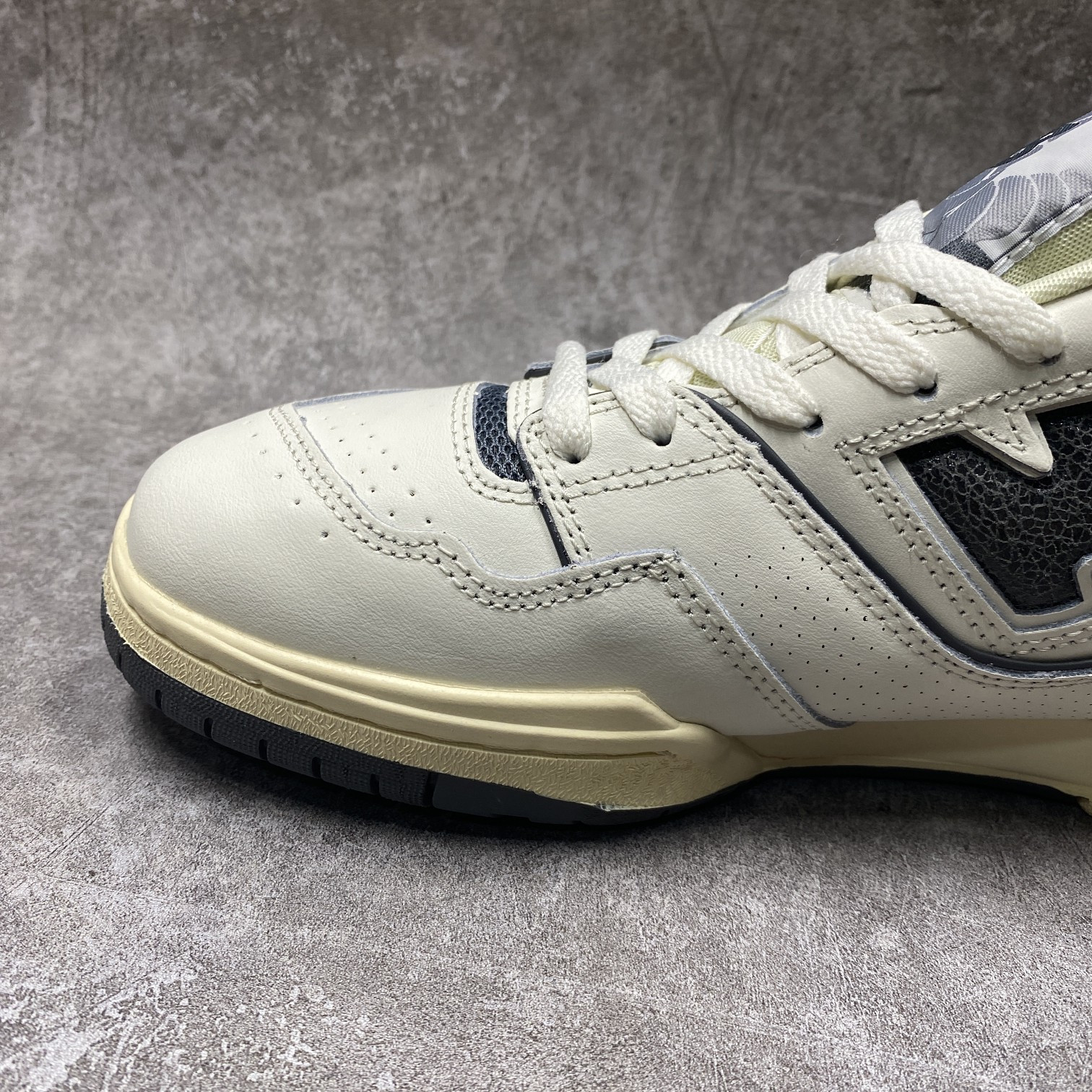 New Balance 550 Aime Leon Dore White Grey