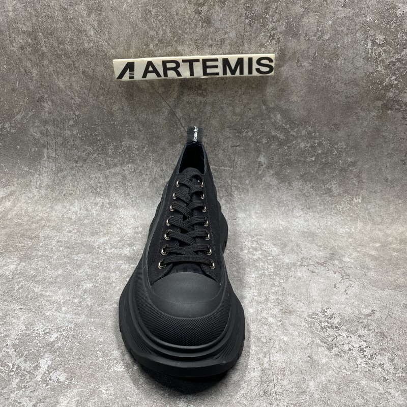 ale*d*r M*Q*en tread slick low lace up black