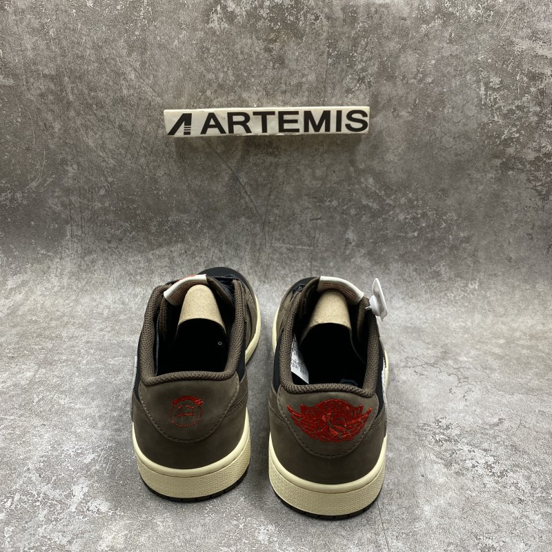 Air Jordan 1 Retro Low OG SP Travis Scott