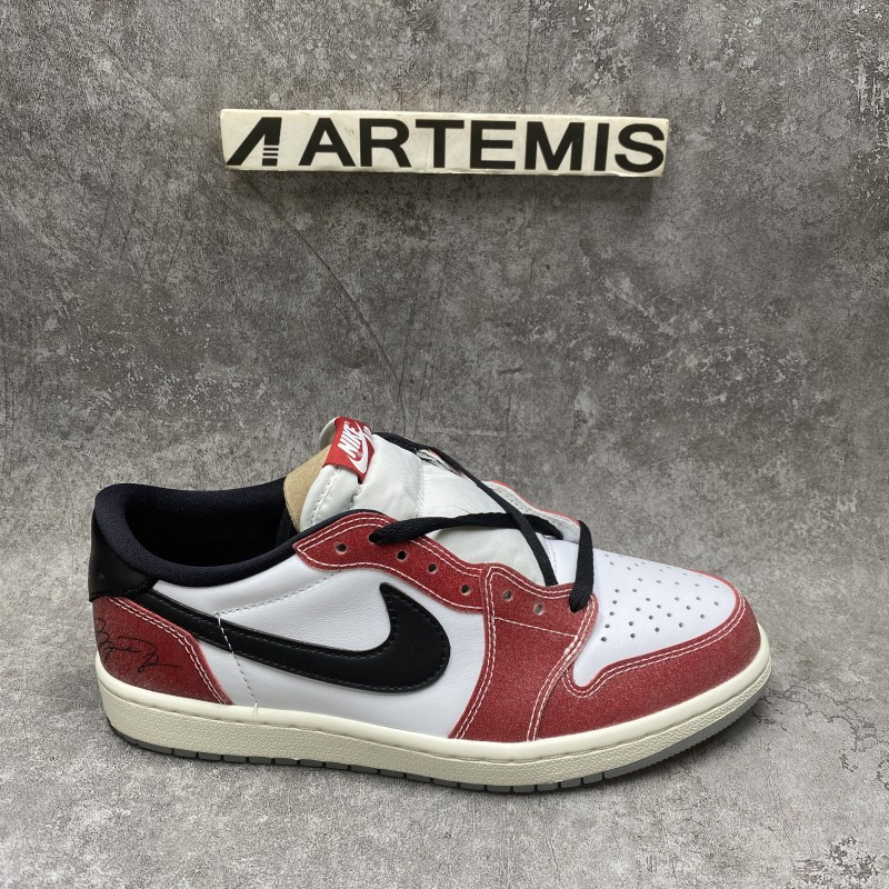 Air Jordan 1 Retro Low OG Trophy Room