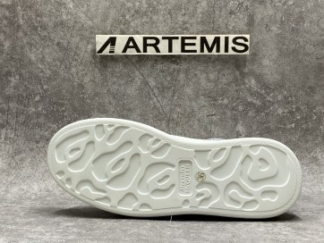 ale*d*r M*Q*en oversized light blue sneaker