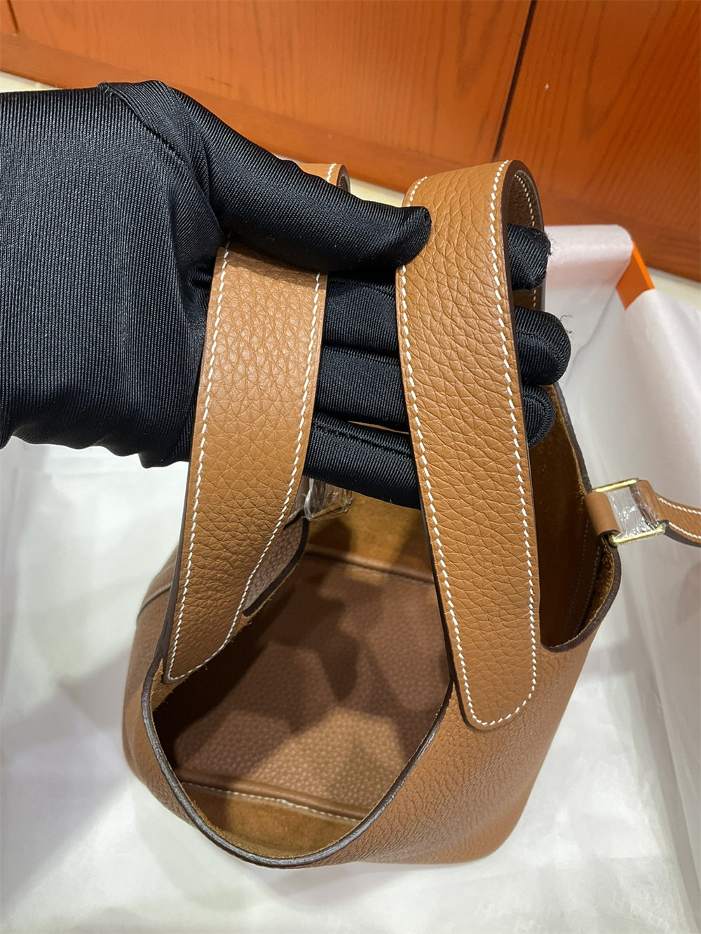 H**me5 picotin 18cm golden brown without original box