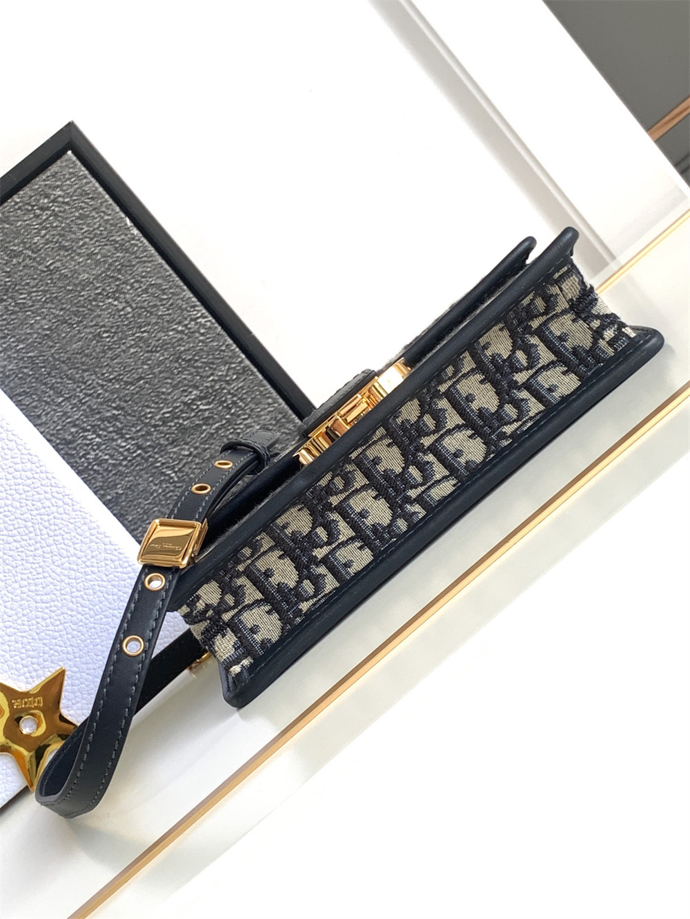 D*or 30 montaigne east-west bag with chain blue D*or oblique jacquard 21 x 12 x 6 cm / 8.5 x 4.5 x 2.5 inches