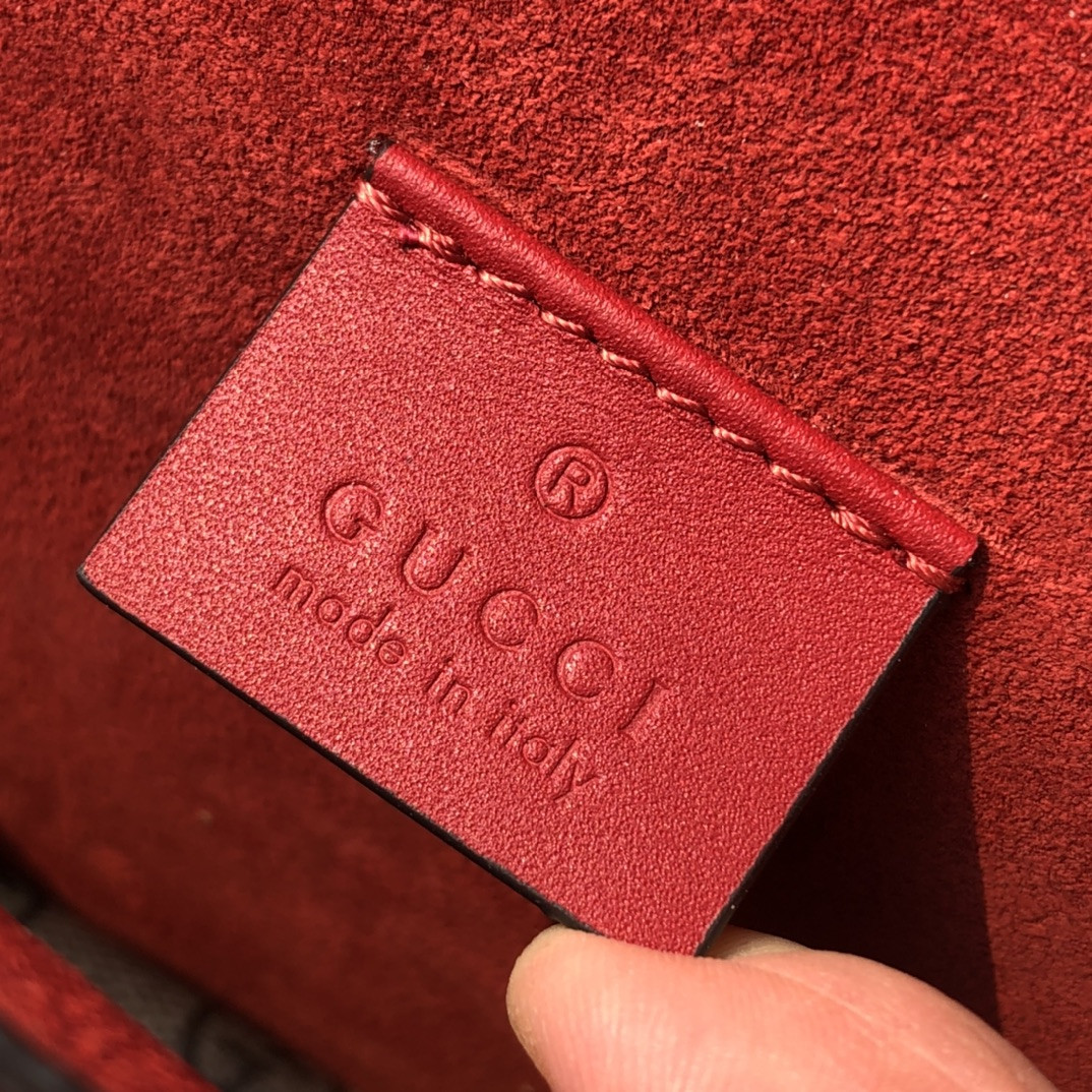 G*u*i dionysus small shoulder bag 11"wx7"hx3.5"d