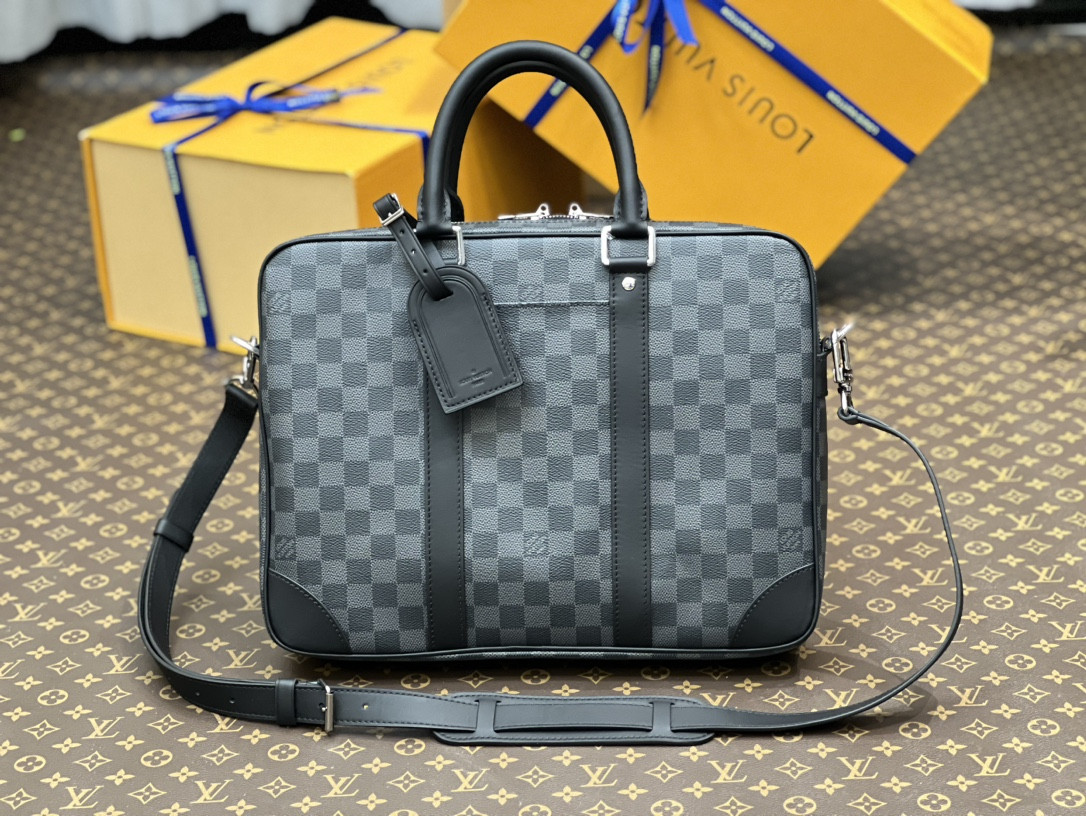 LV M40445 Porte-Documents Voyage PM 36.5 x 27.5 x 6 cm