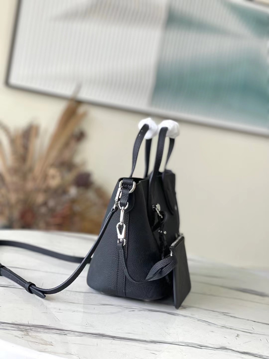 LV  Blossom M21848 20.0 x 20.0 x 12.5 CM