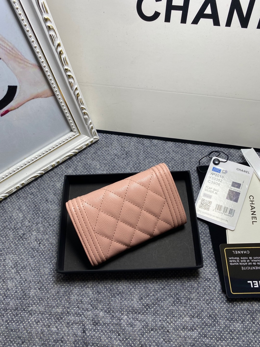 Ch*el flap wallet 12-7cm