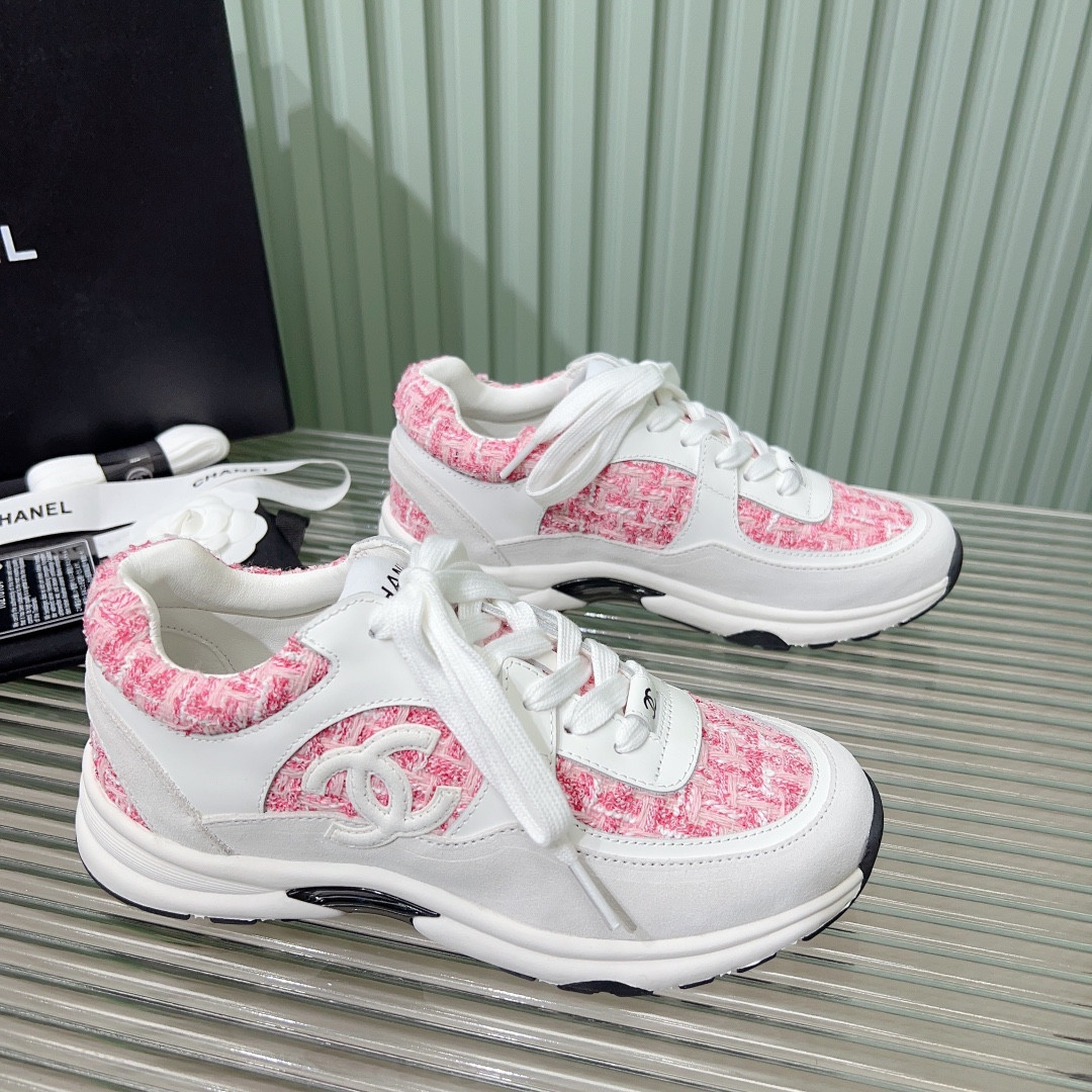 ua Ch*el sneakers tweed