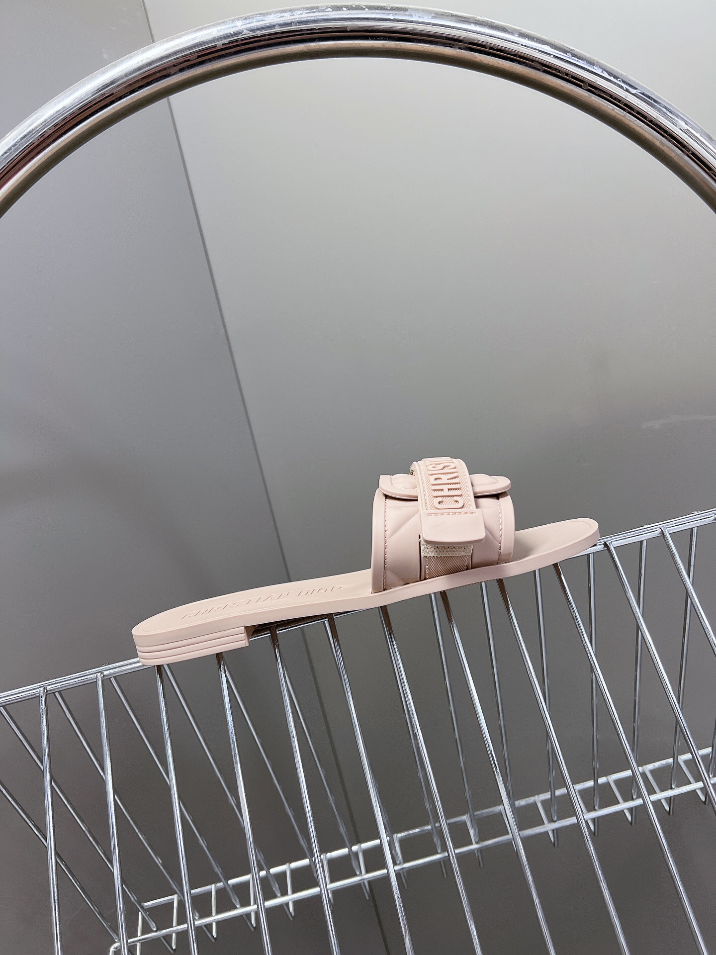 UA Dio(r)evolution Slide