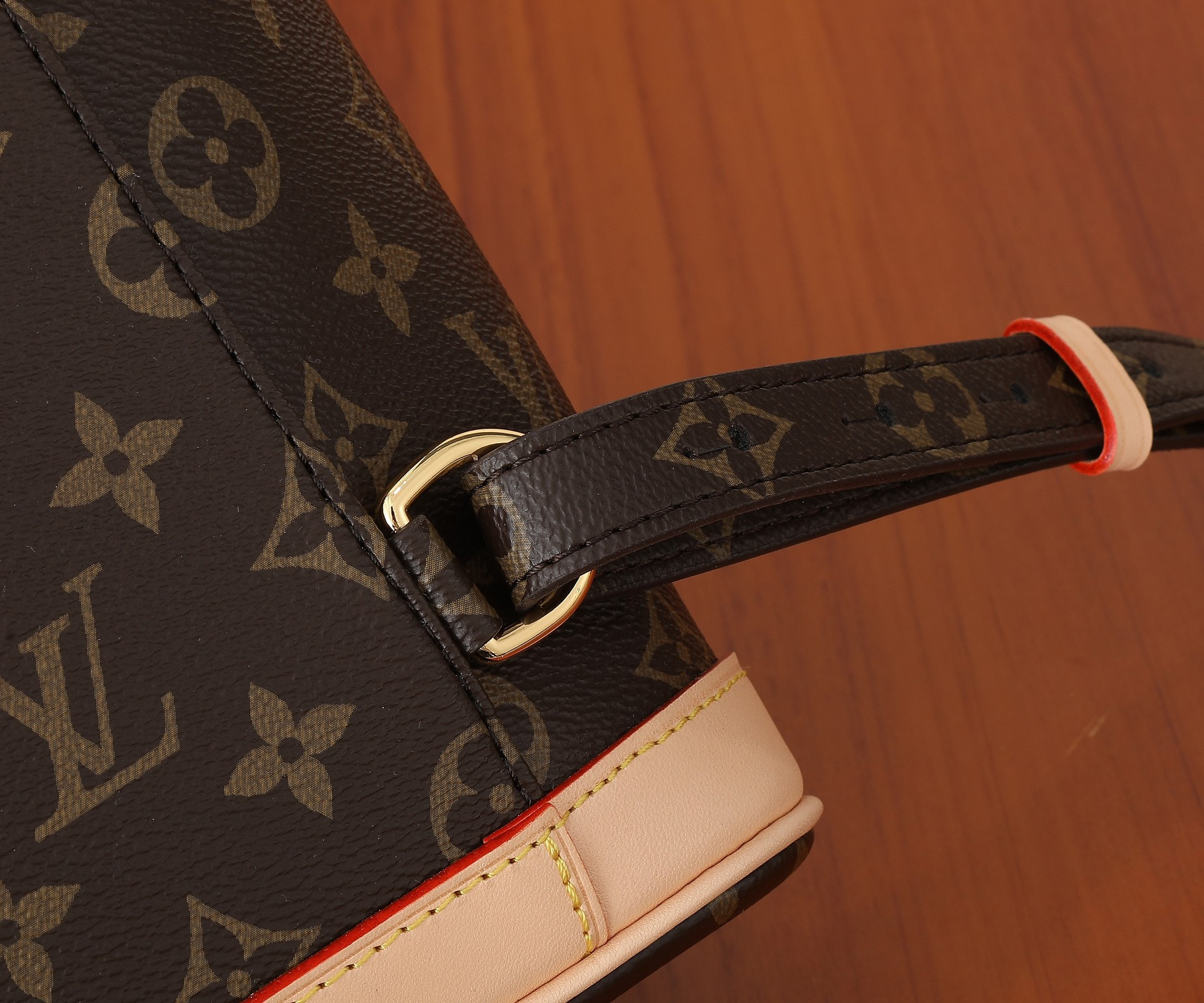 LV House M11198 28x30x18CM