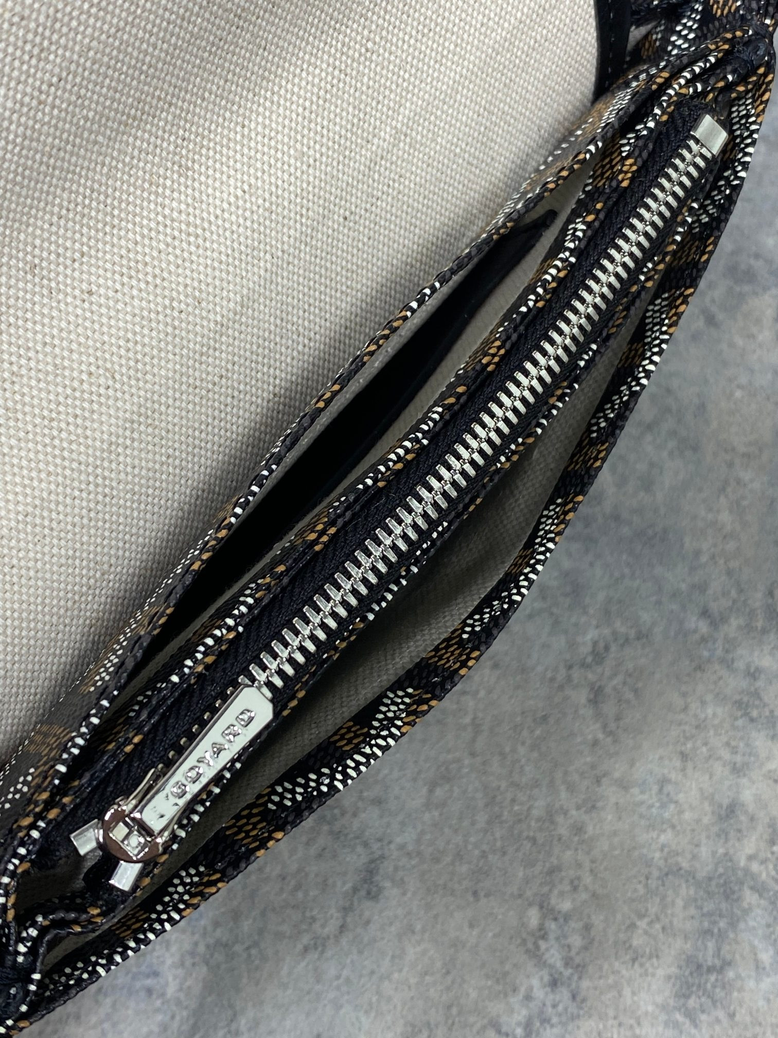 Go*ard plumet pocket wallet 21x14x2.5cm