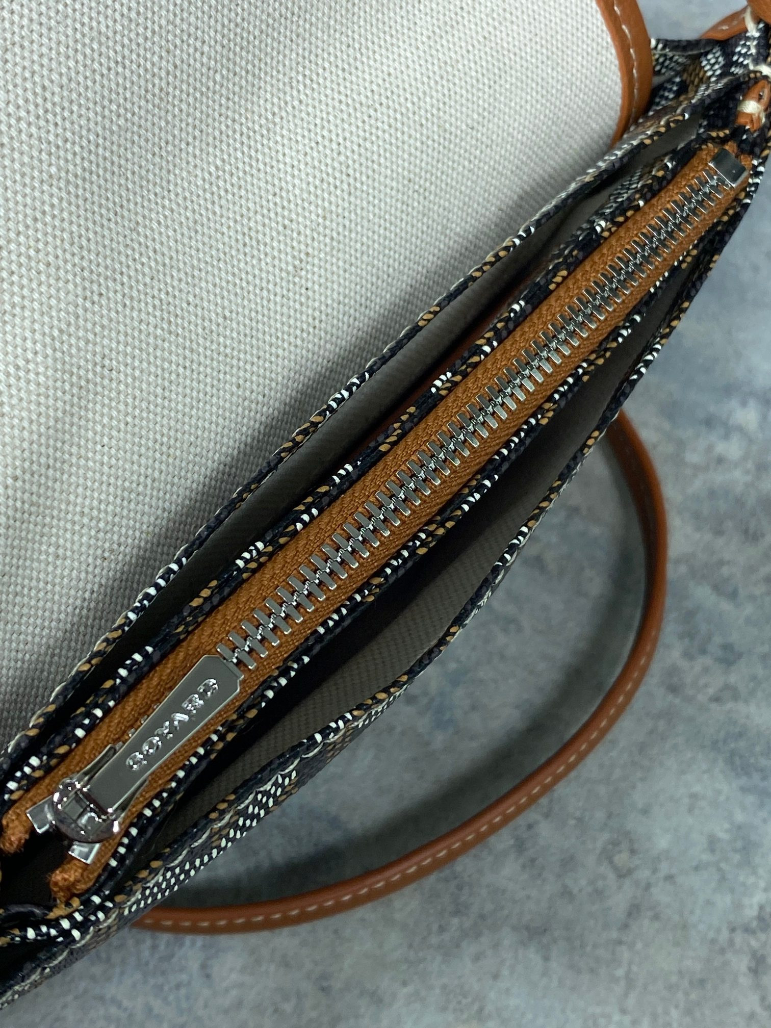 Go*ard plumet pocket wallet 21x14x2.5cm