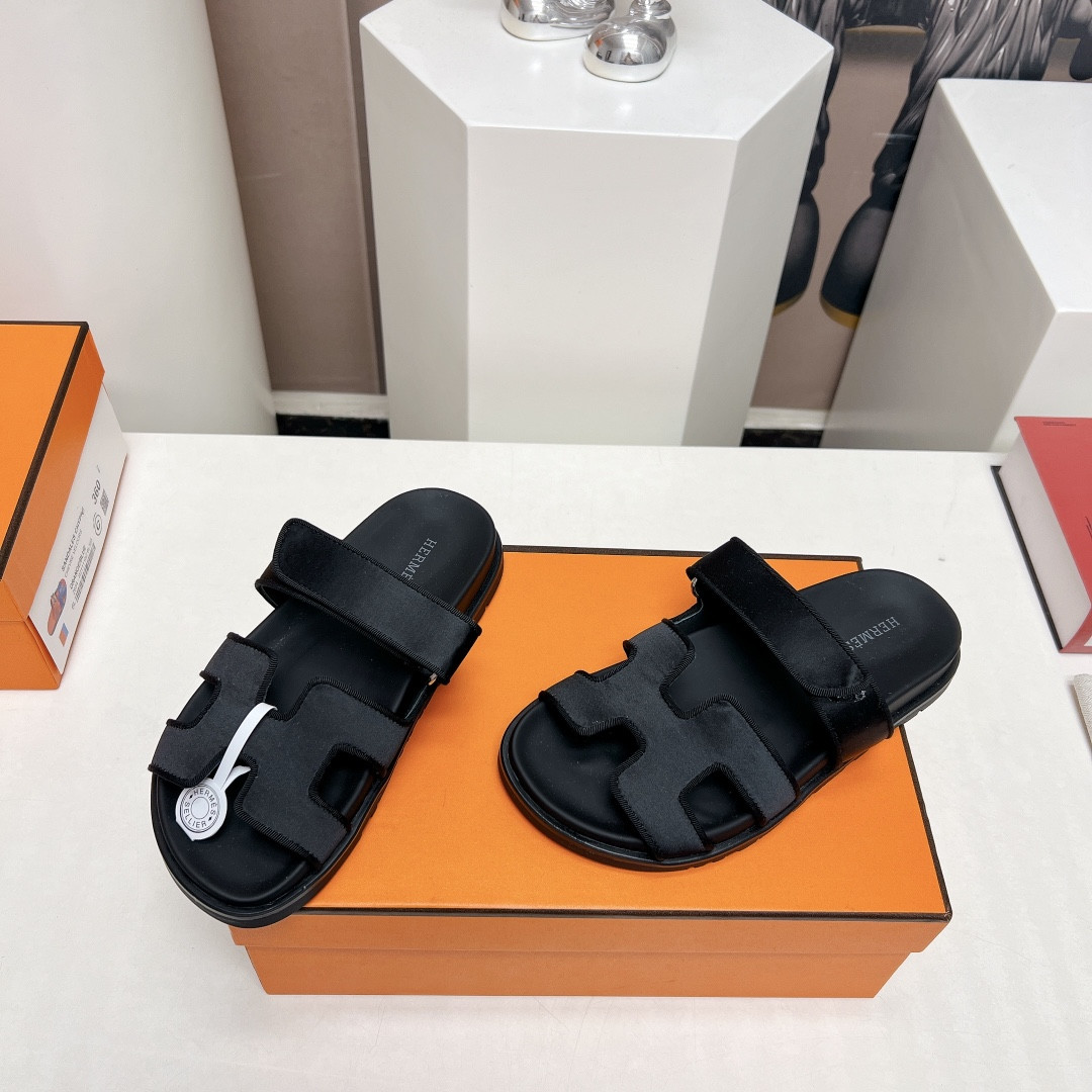 ua H**me5 chypre sandal