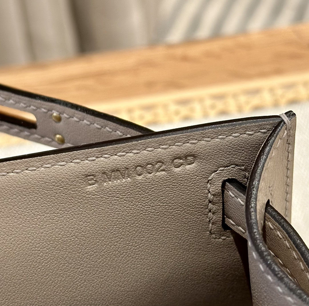 H**me5 kelly mini swift 22 22×7×13cm