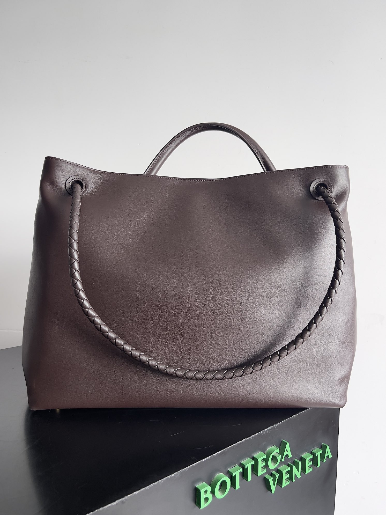 bo*te*ga Ve*ne*ta large andiamo 42x18x35cm