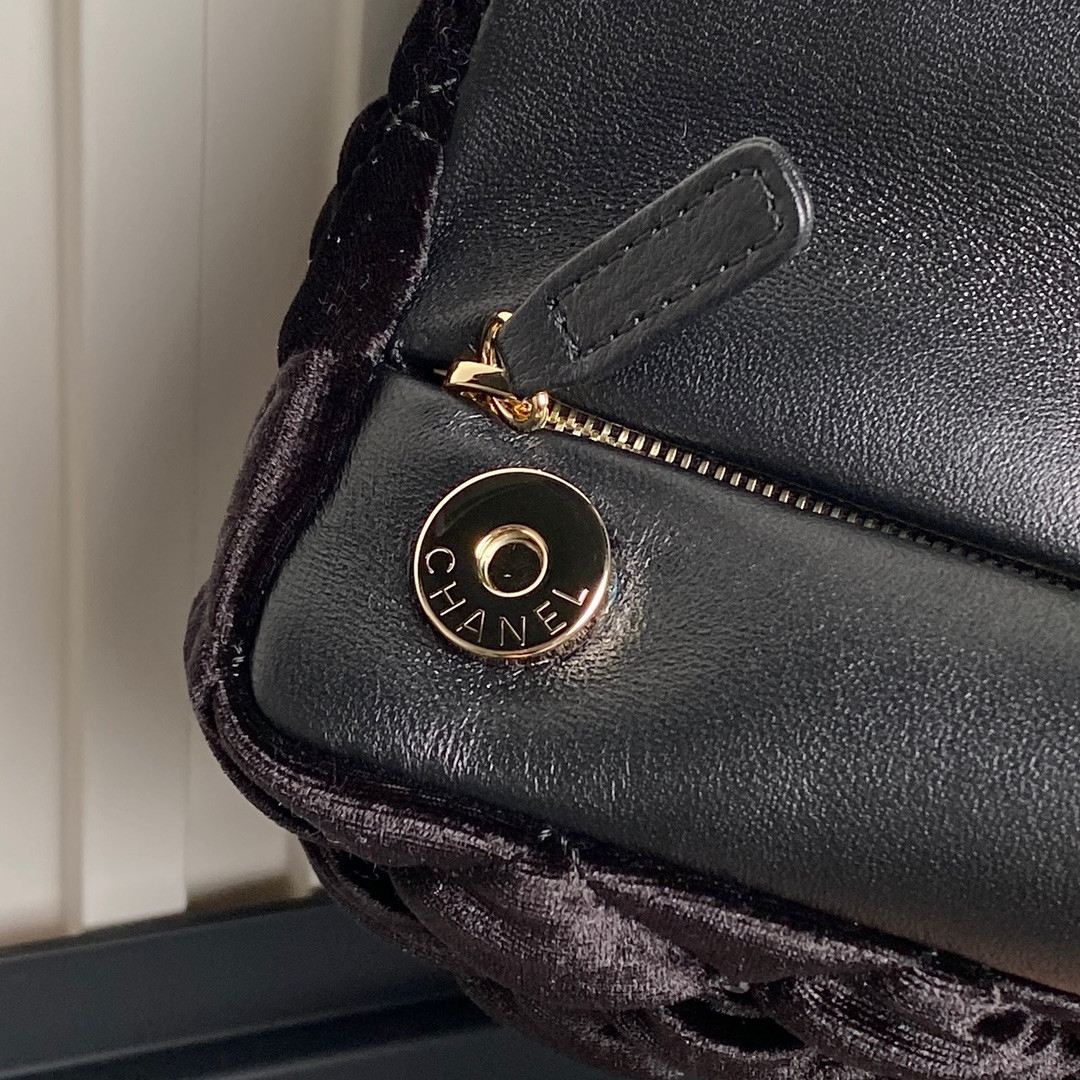 Ch*el clutch bag 22×8×9cm