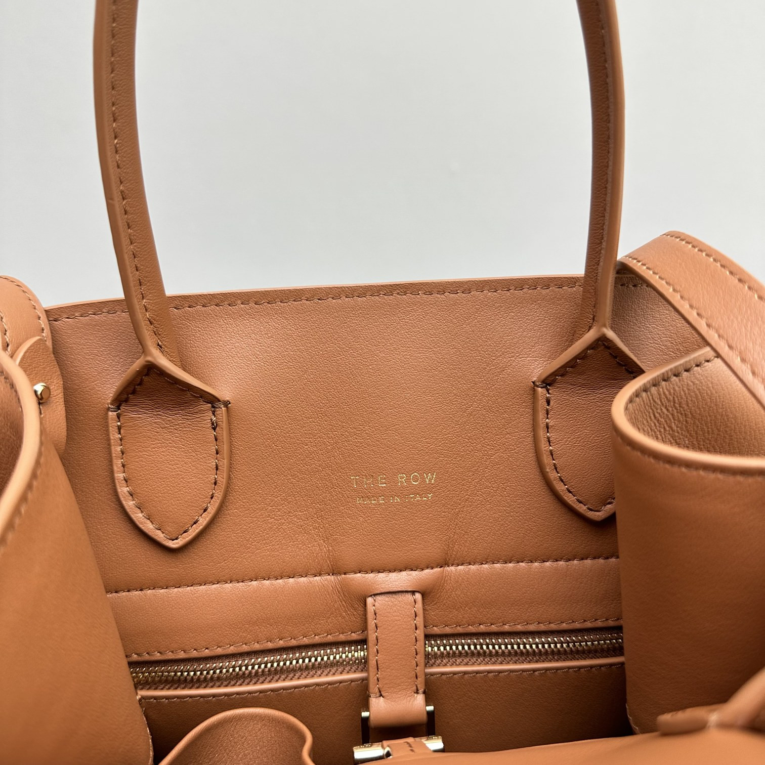 T*e R0w margaux belt 12  32x15x25cm