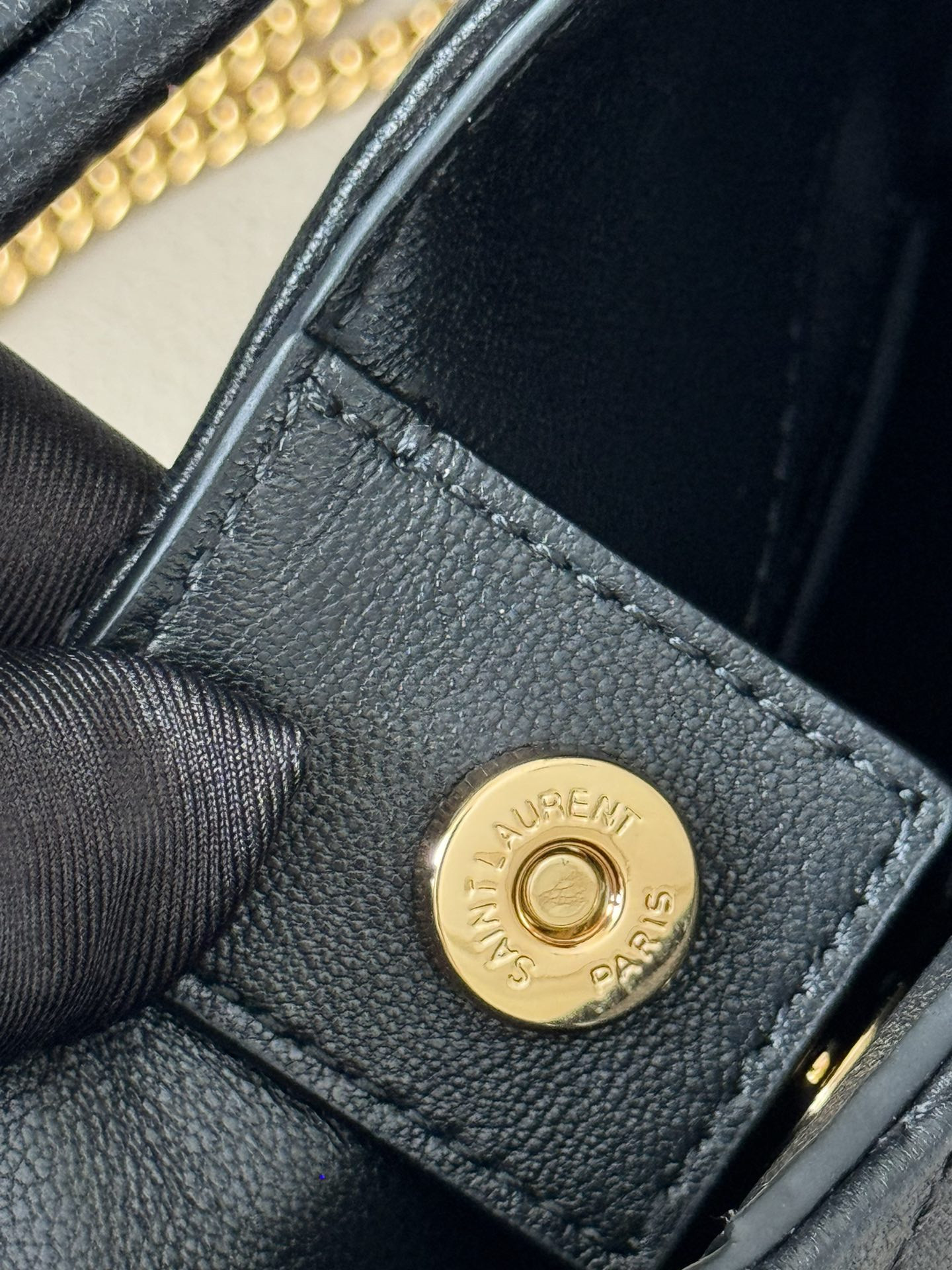 Y*L sade hobo in lambskin 19 x 21 x 4 cm